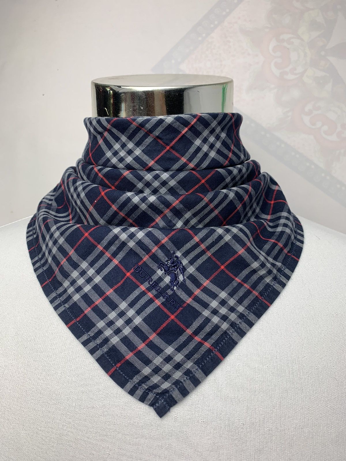 Burberry Burberry Handkerchief / Neckerchief / Bandana Size ONE SIZE - 1 Thumbnail