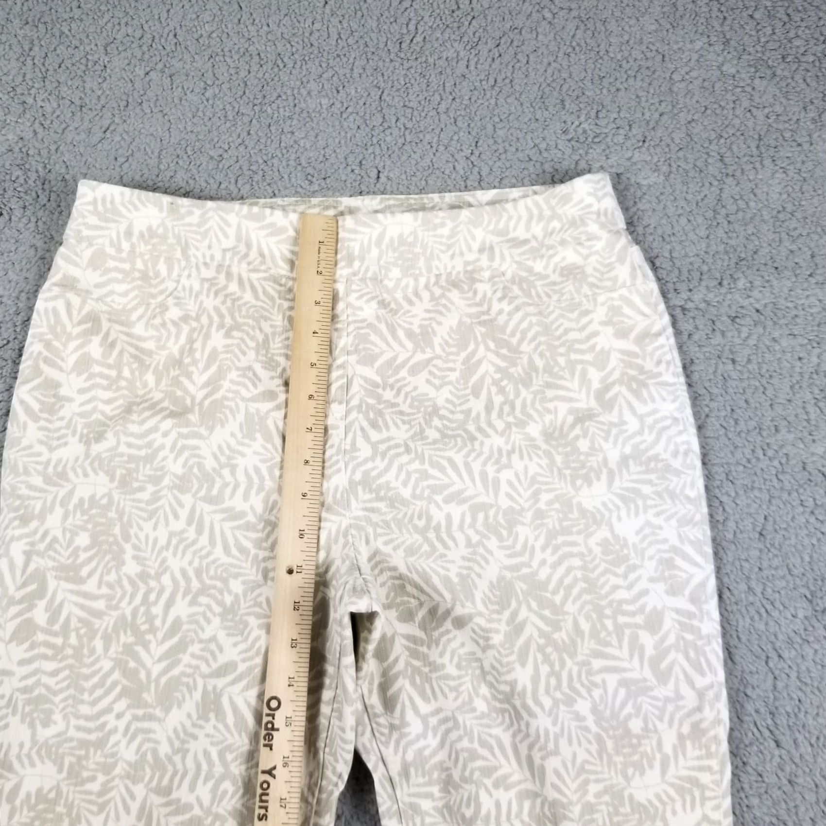 Soft Surroundings SOFT SURROUNDINGS Crop Denim Jeans 34X22 Ivory Leaves Stretch Jeans Womens 90s? Size 24" / US 00 / IT 34 - 3 Thumbnail