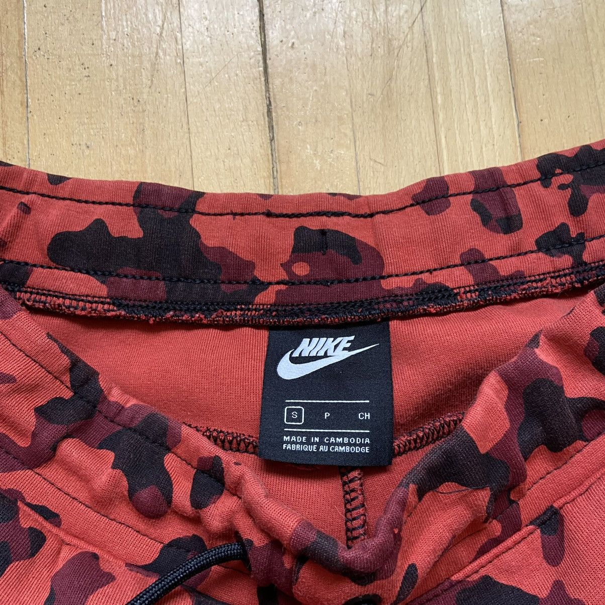 Nike 📌 Nike Tech Fleece Camouflage Red Pants Sweatpants S Size US 30 / EU 46 - 8 Thumbnail