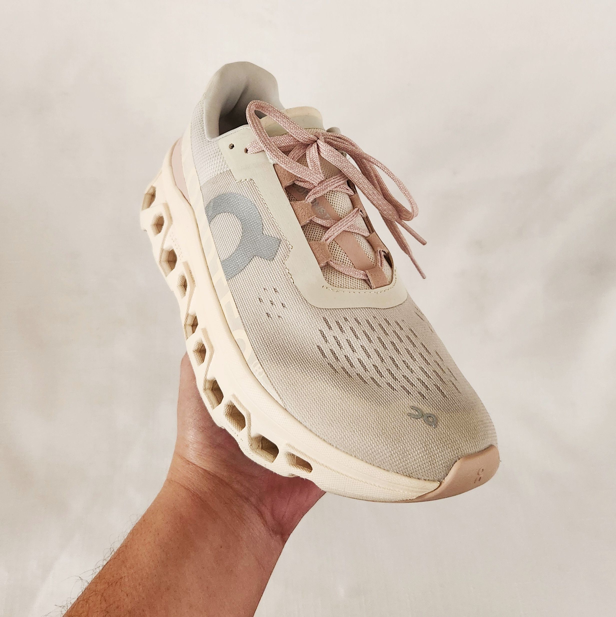 On On Running Women's Cloudmonster Shoes Moon Fawn pink SZ 9 Size US 9 / IT 39 - 17 Thumbnail