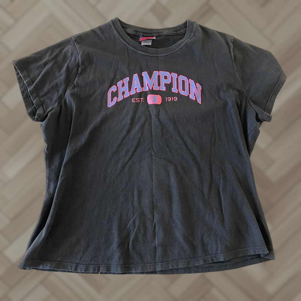 Champion VINTAGE Champion Spellout Classic Fit Short Sleeve T Shirt Women's XL Black Pink Size XL / US 12-14 / IT 48-50 - 1 Thumbnail
