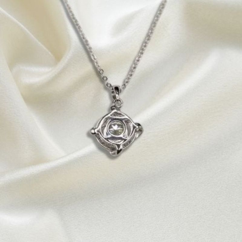 Other Moissanite Windmill Necklace 925 Silver NWT Size ONE SIZE - 2 Thumbnail