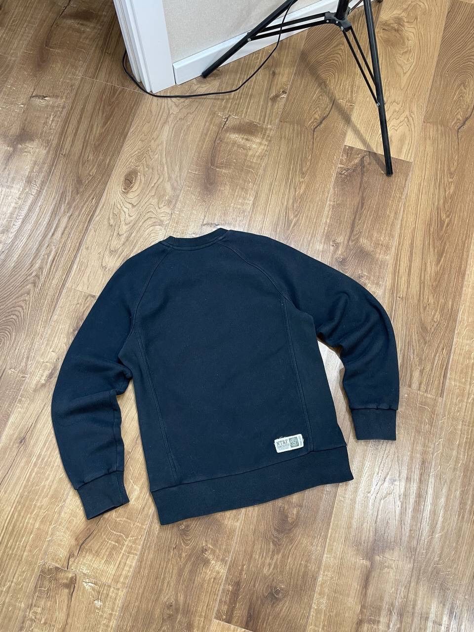 Nike Vintage Nike Y2K Style Track Field 72 Big Logo Sweatshirt Size US S / EU 44-46 / 1 - 11 Thumbnail