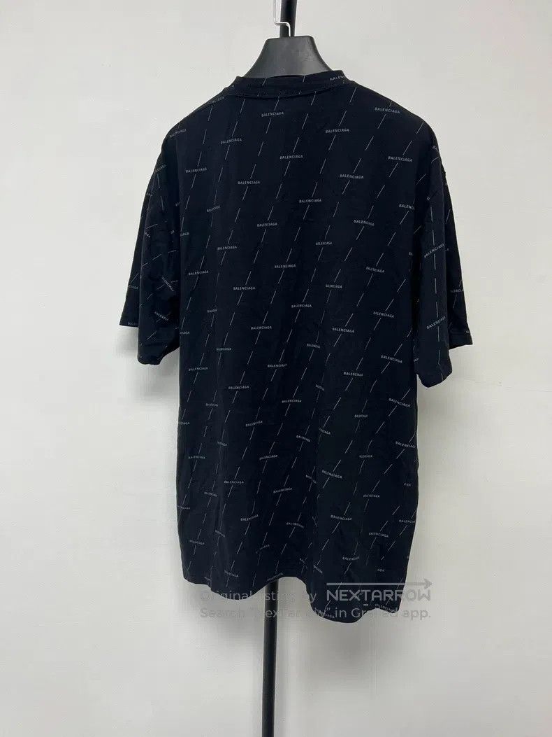 Balenciaga Balenciaga All-over Logo Short Sleeve Size US M / EU 48-50 / 2 - 2 Thumbnail