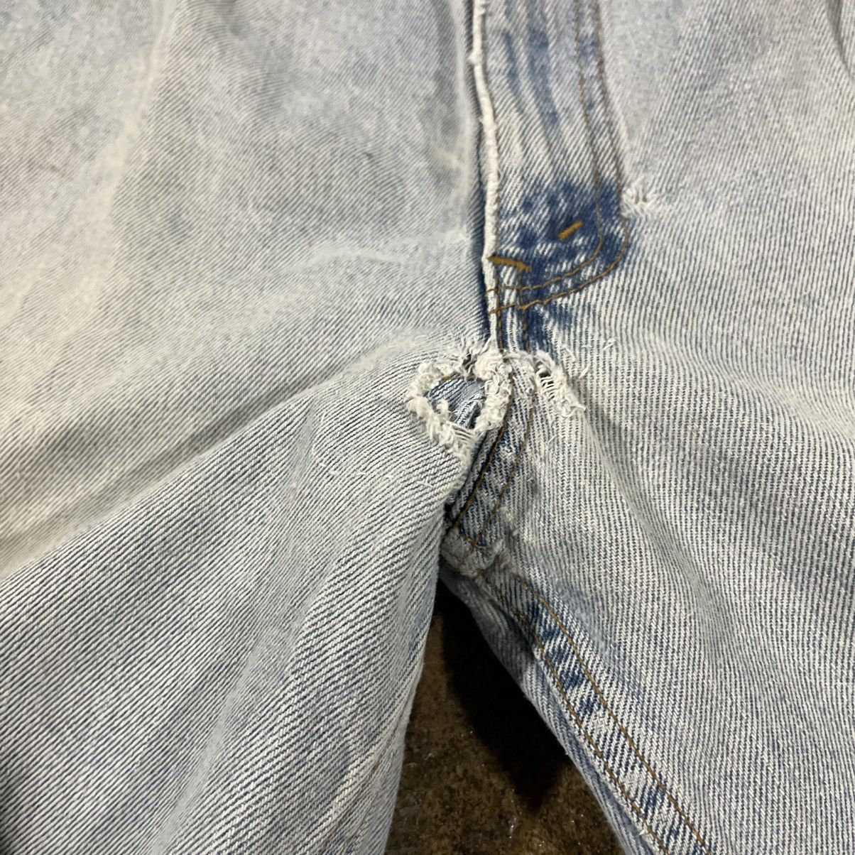 Levi's × Vintage Crazy Vintage 90s Levi's 560 Faded Baggy Loose Fit Jeans Size US 36 / EU 52 - 13 Thumbnail