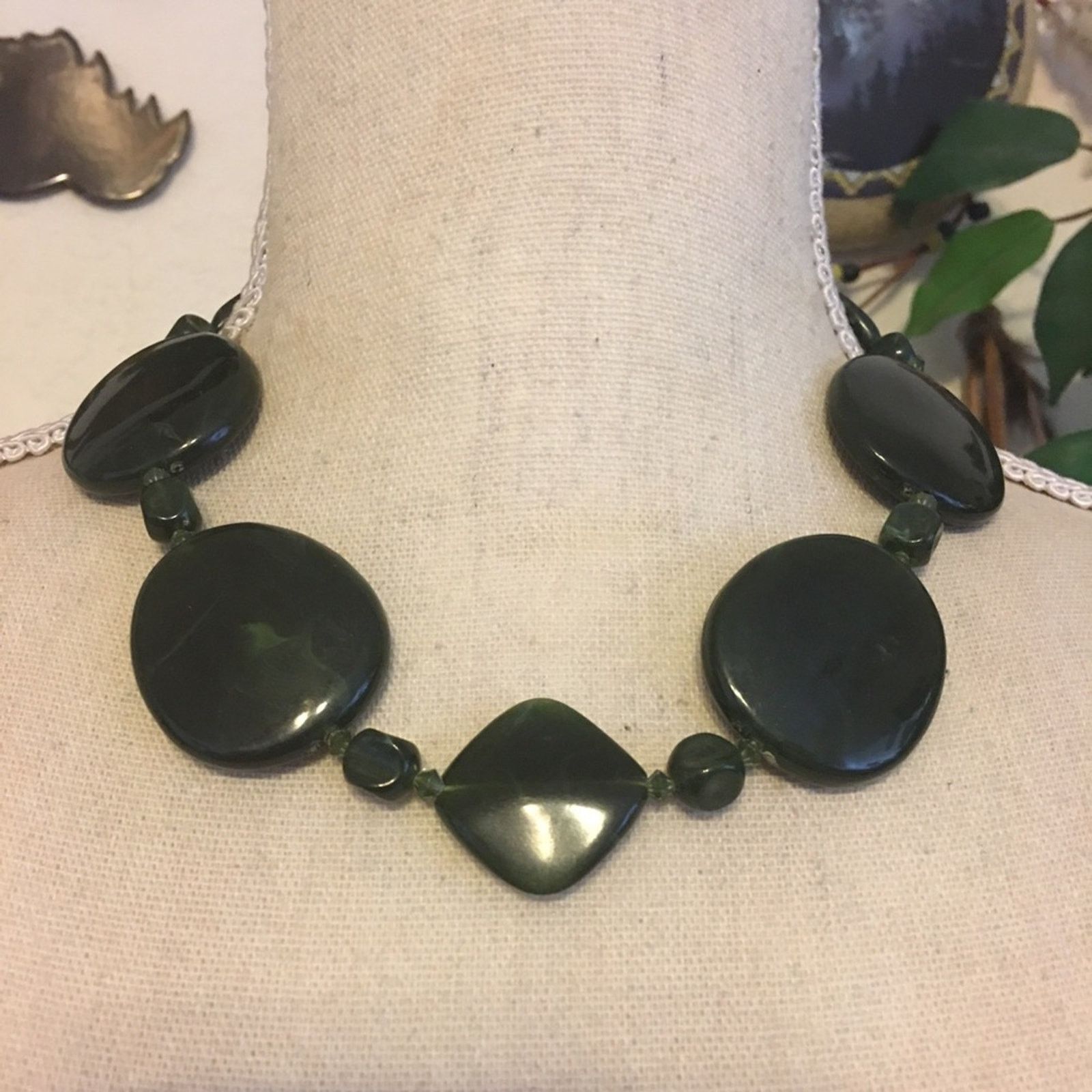 Vintage Vintage Claire’s green resin beaded necklace Size ONE SIZE - 1 Thumbnail