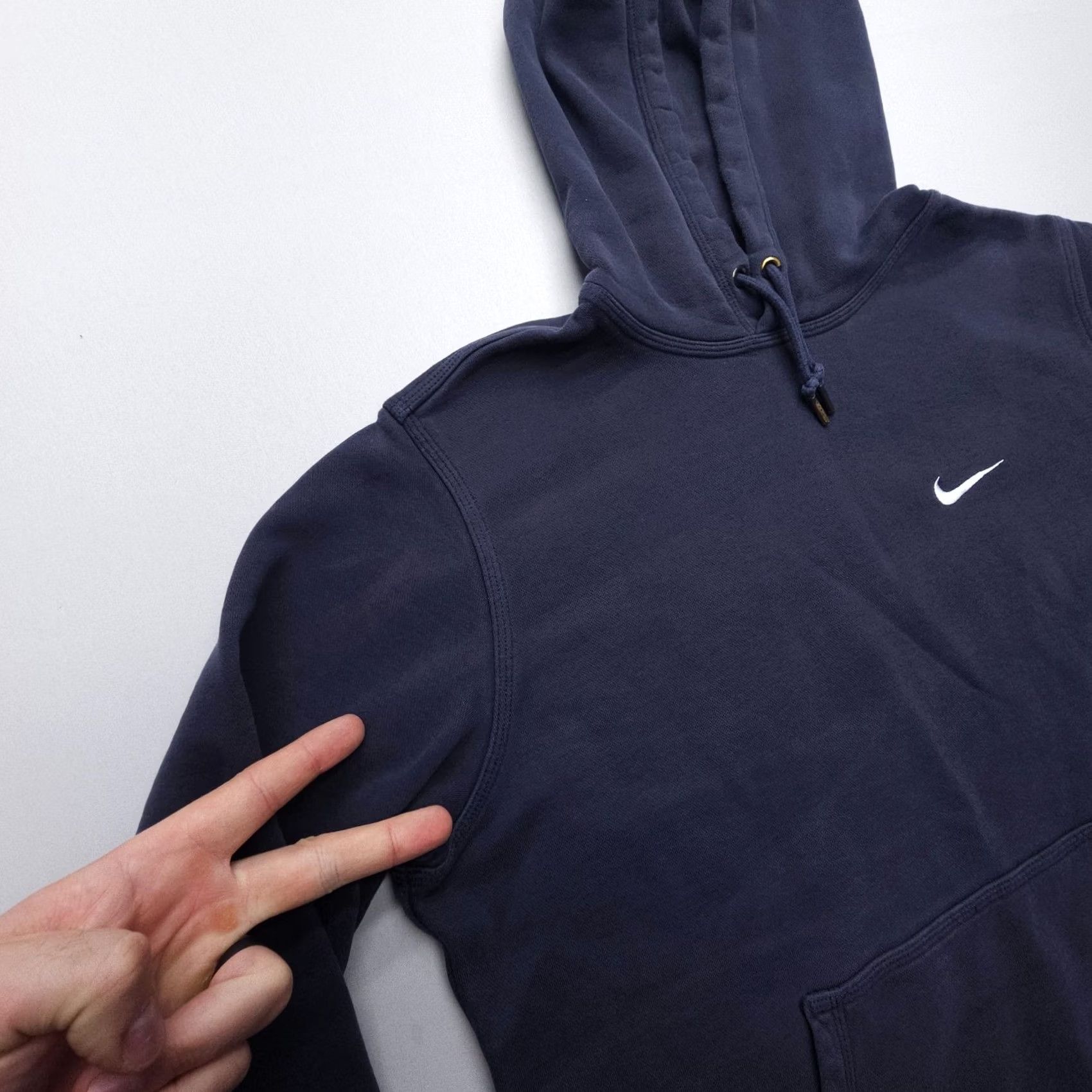 Nike Nike Club Fleece Hoodie Mens Large (Fits S / M) Navy Mini Swoosh Y2K Sportswear Size US L / EU 52-54 / 3 - 3 Thumbnail