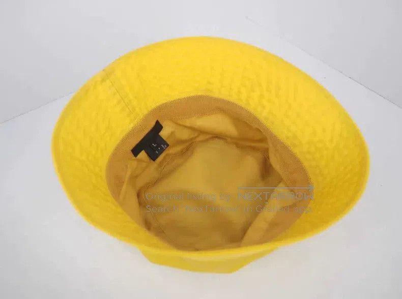 Prada Prada Yellow triangle logo nylon fisherman hat Size ONE SIZE - 4 Thumbnail