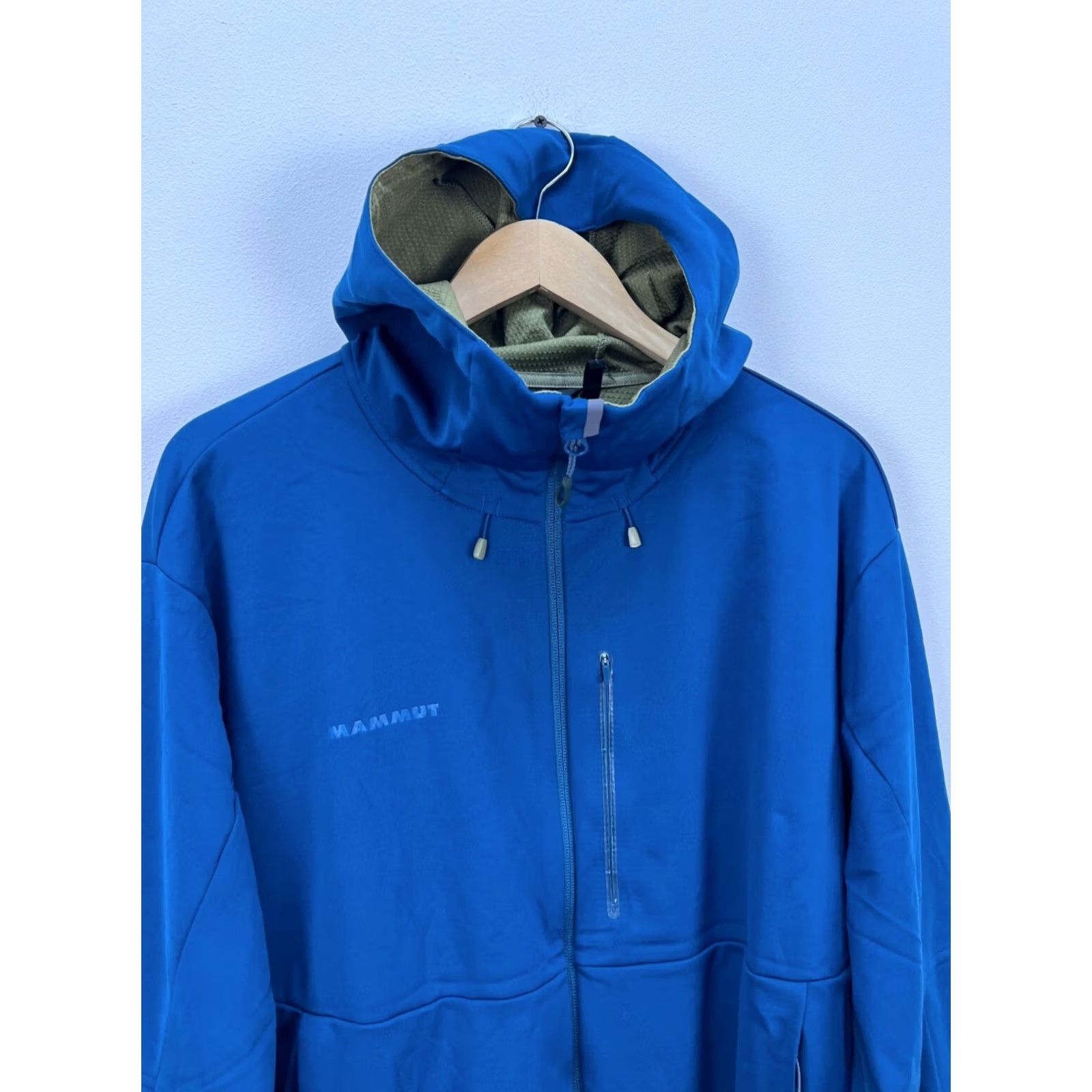 Mammut Mammut Ultimate V SO Gore Jacket Men's 3XL Surf blue Hooded Jacket Mammut Ultimate Mens 3XL Surf blue Hoodie? Size US XXL / EU 58 / 5 - 2 Thumbnail