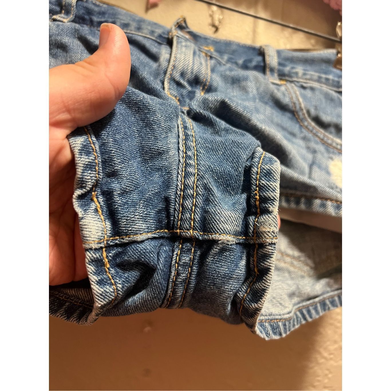 Hollister Hollister Jean Shorts Woman’s Size 27 Size 27" / US 4 / IT 40 - 4 Thumbnail