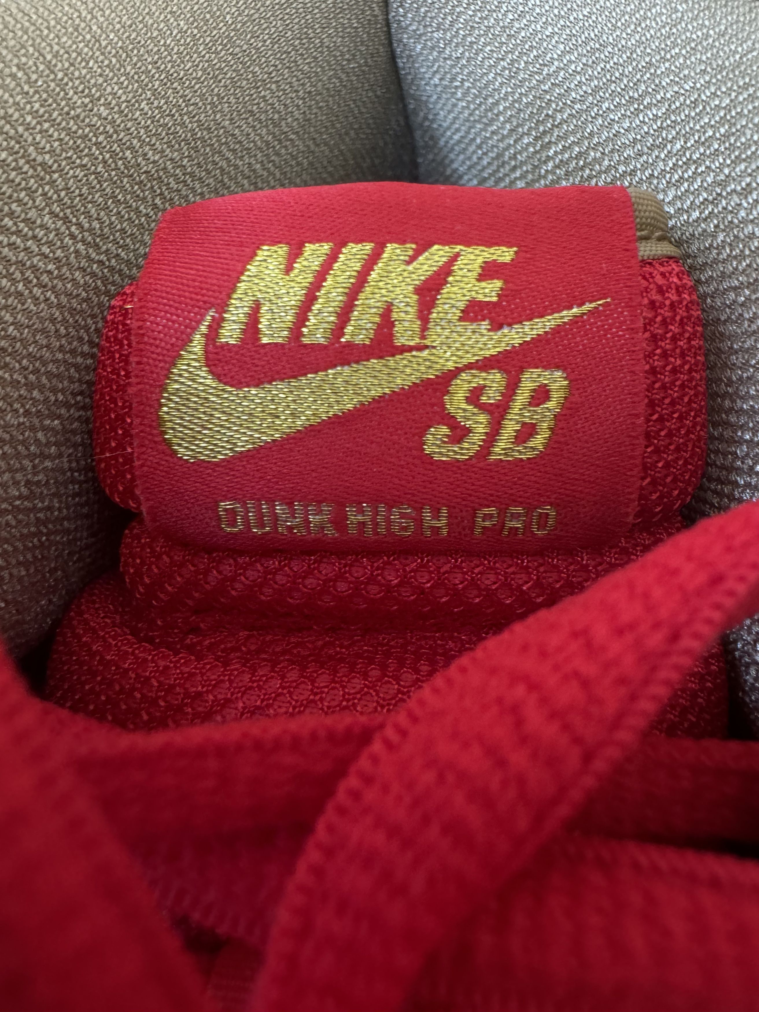 Nike Nike Dunk Hi Premium SB Chinese New Year 2014 Release Size US 9 / EU 42 - 9 Thumbnail
