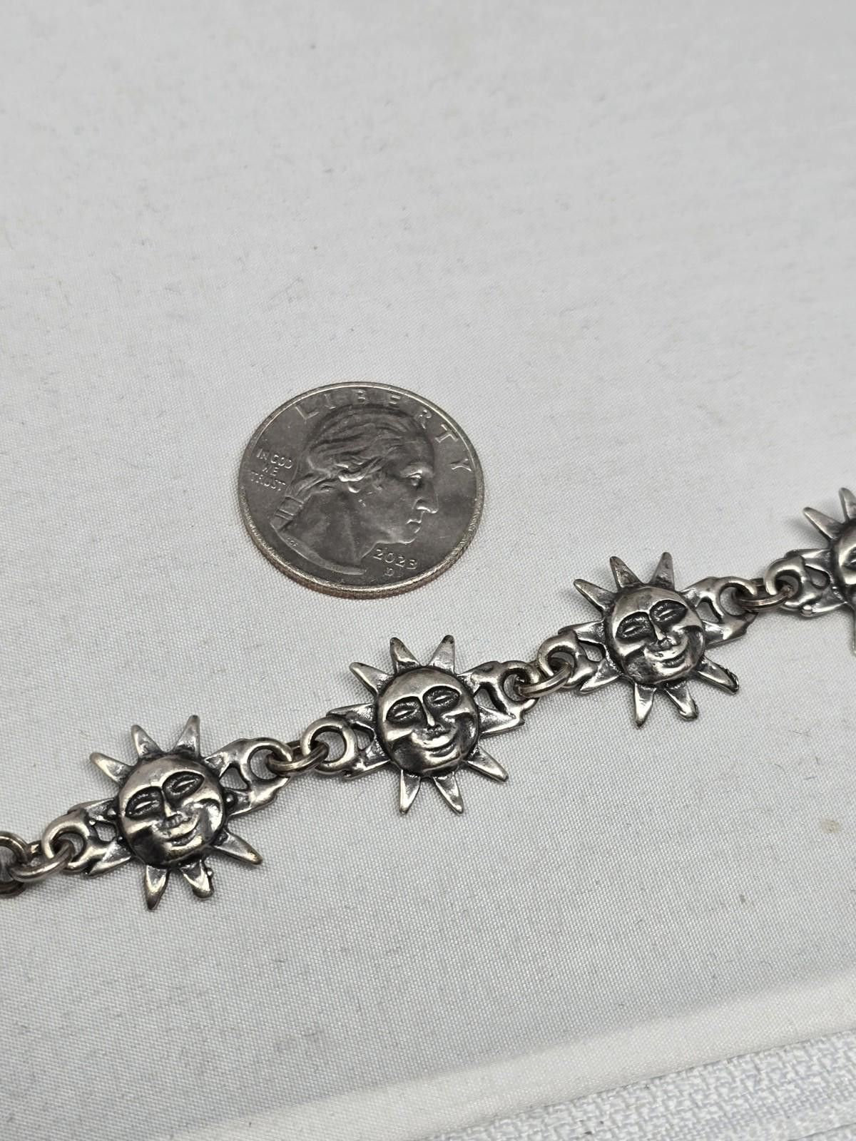 The Unbranded Brand Vintage 925 Sterling Silver Smiling Sun Chain Bracelet 7" Size ONE SIZE - 3 Thumbnail