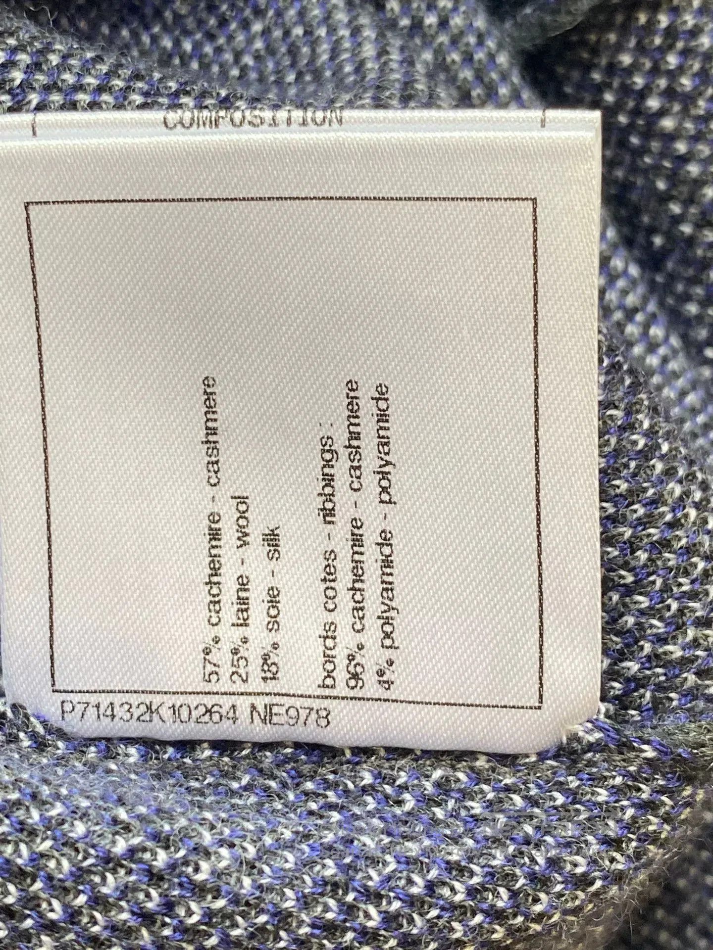 Chanel Chanel 2021 Gray Letter Sweater. Size US XS / EU 42 / 0 - 7 Thumbnail
