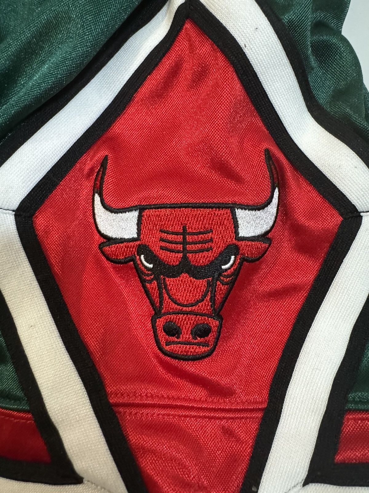 Mitchell & Ness Authentic Mitchell & Ness Chicago Bulls Shorts Size US 34 / EU 50 - 2 Thumbnail