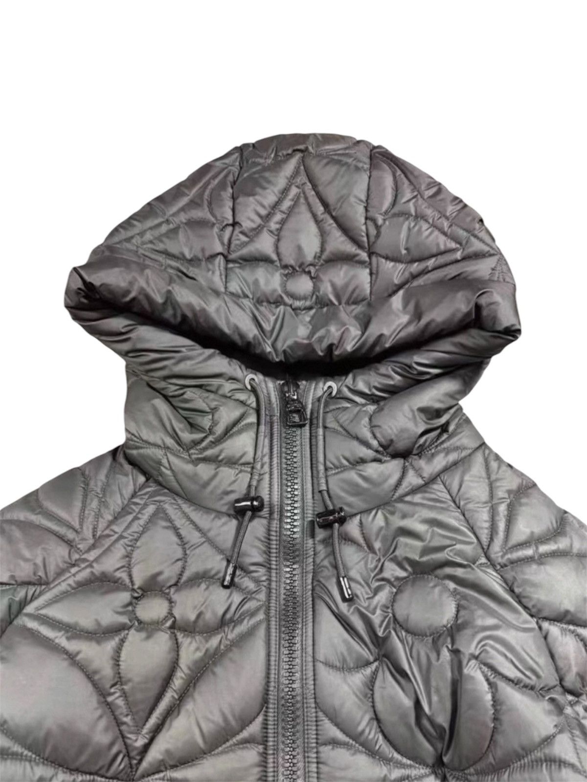 Louis Vuitton Louis Vuitton 50 LVSE Flower Monogram reversible Jacket Size US M / EU 48-50 / 2 - 3 Thumbnail