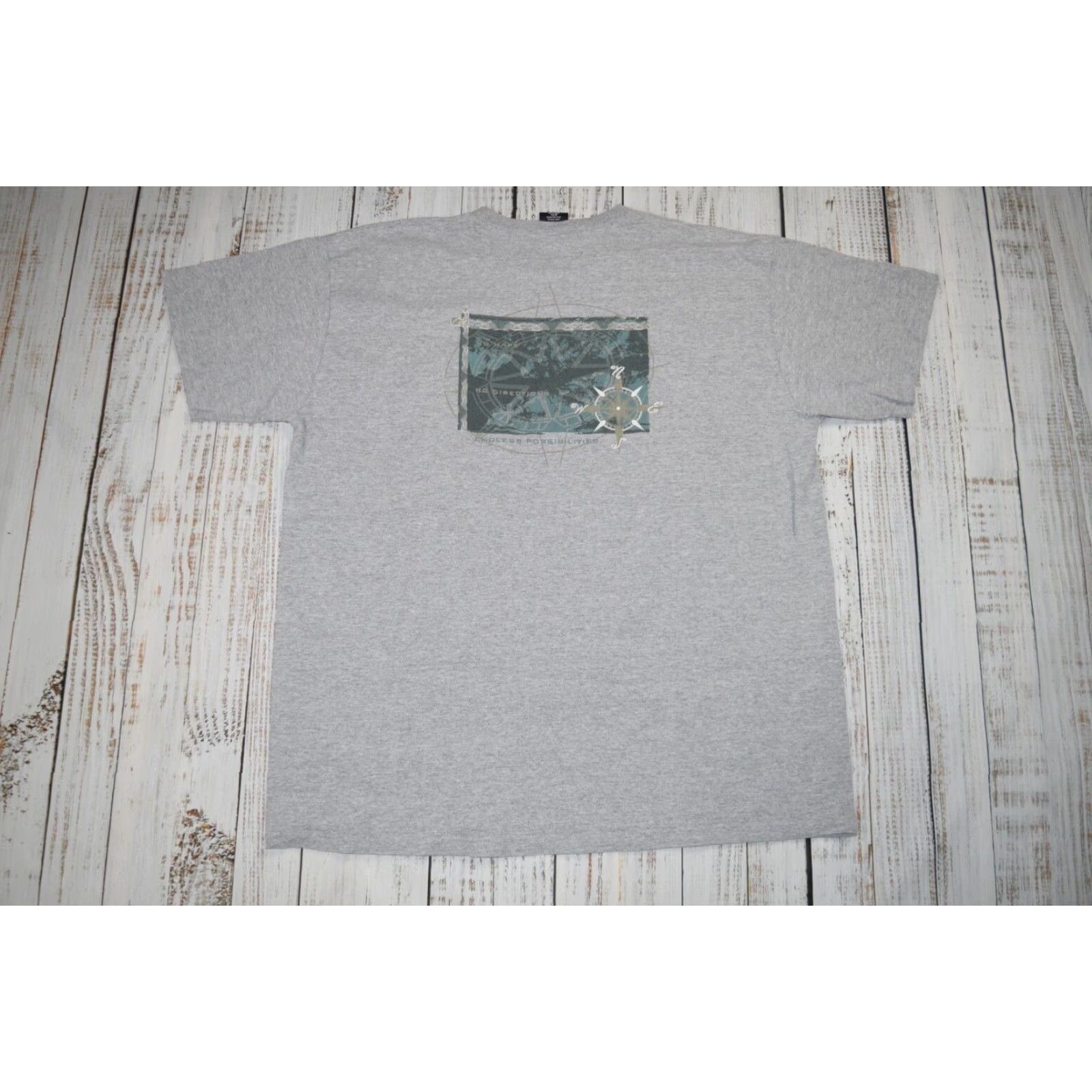 Vintage VINTAGE Woolrich DISCOVERY QUEST T-Shirt Men 2XL Gray Crew Neck USA Made Graphic Tee Size US XXL / EU 58 / 5 - 5 Thumbnail