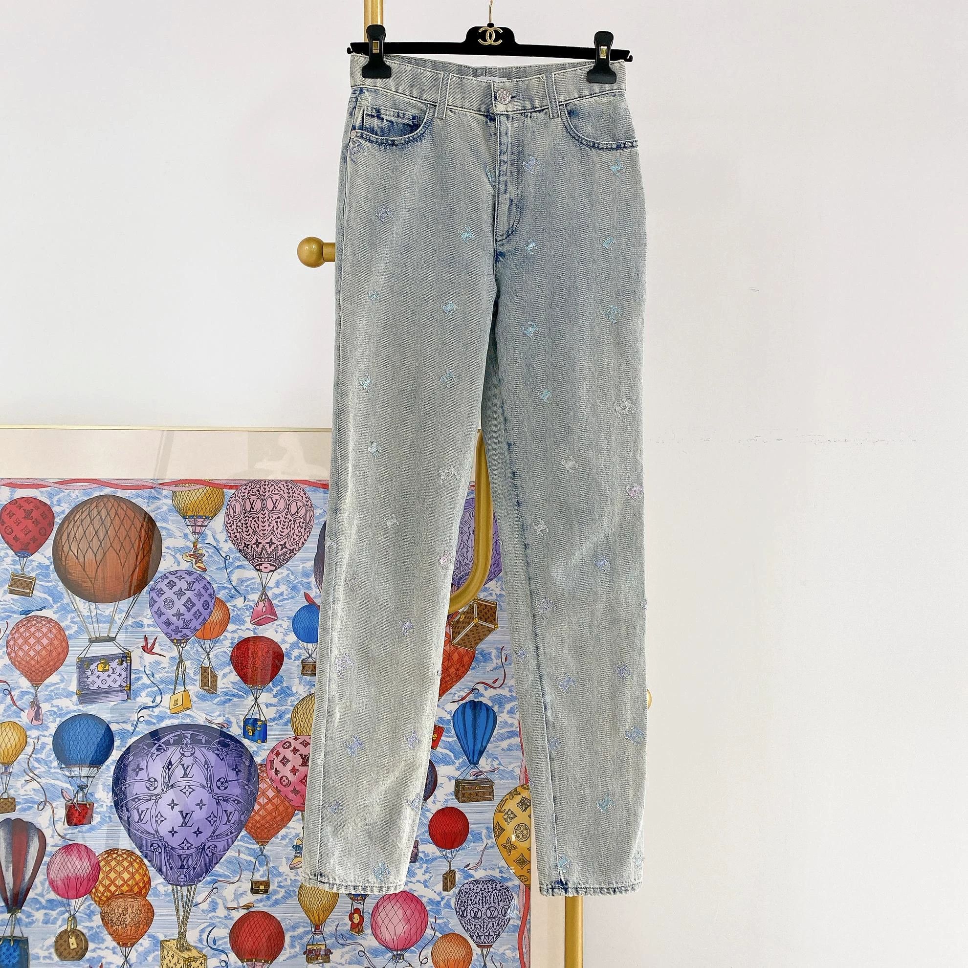 Chanel Chanel 21K Double C Full Logo Jeans 36 Size 26" / US 2 / IT 38 - 1 Thumbnail