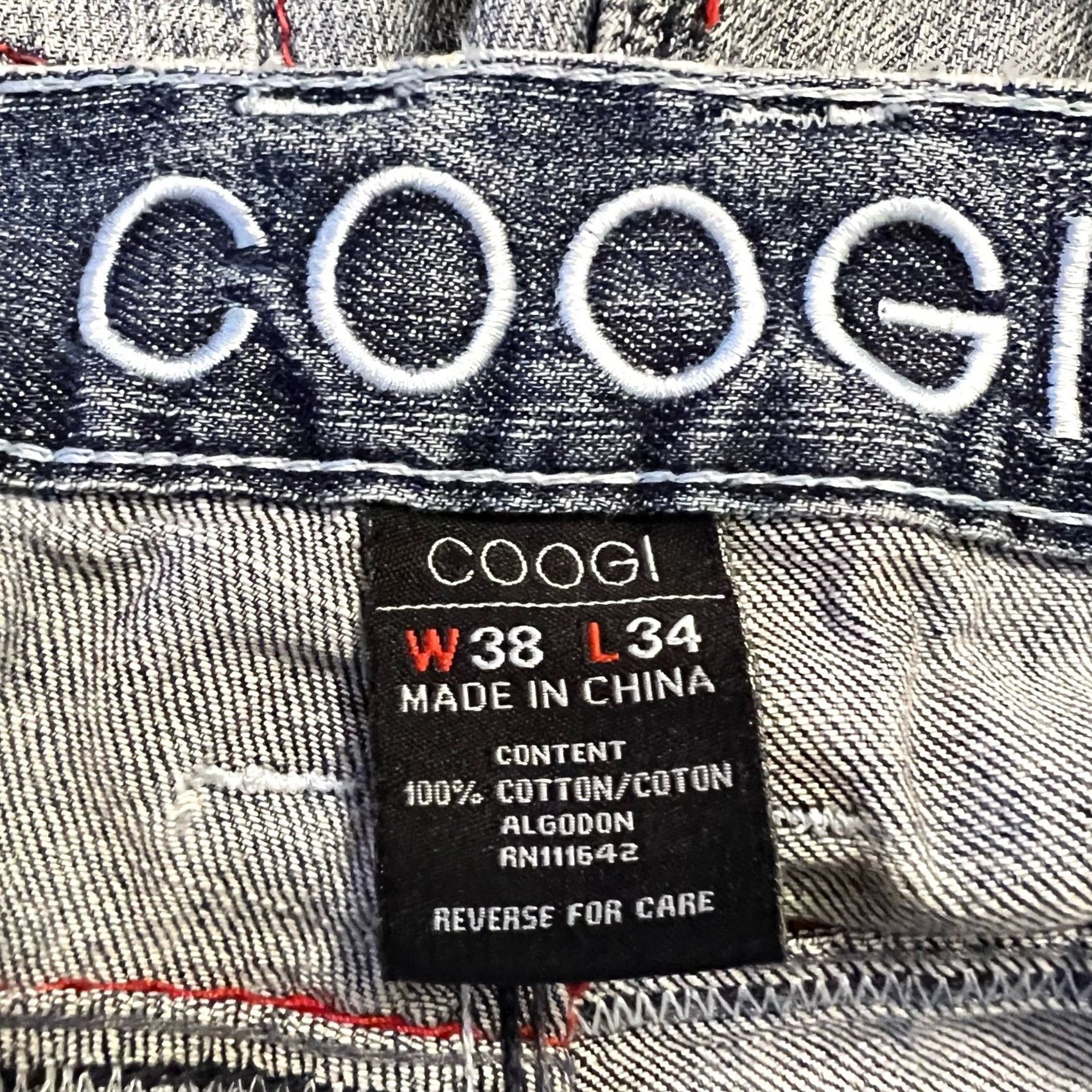 Coogi VINTAGE Coogi Jeans Men 38 x 34 Patch Baggy Embroidered Grunge Y2K Hip-Hop Straight Mens Size US 38 / EU 54 - 6 Thumbnail