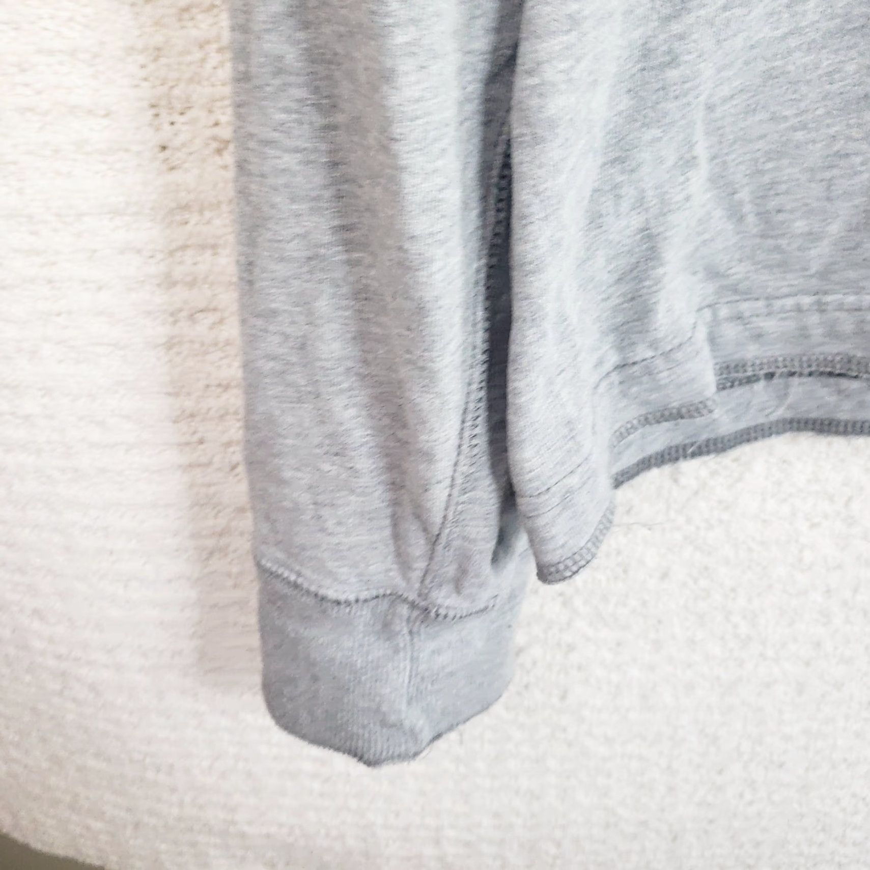 Abercrombie & Fitch Abercrombie & Fitch Shirt Mens XL Gray Muscle Long Sleeve Crewneck Size US XL / EU 56 / 4 - 7 Thumbnail