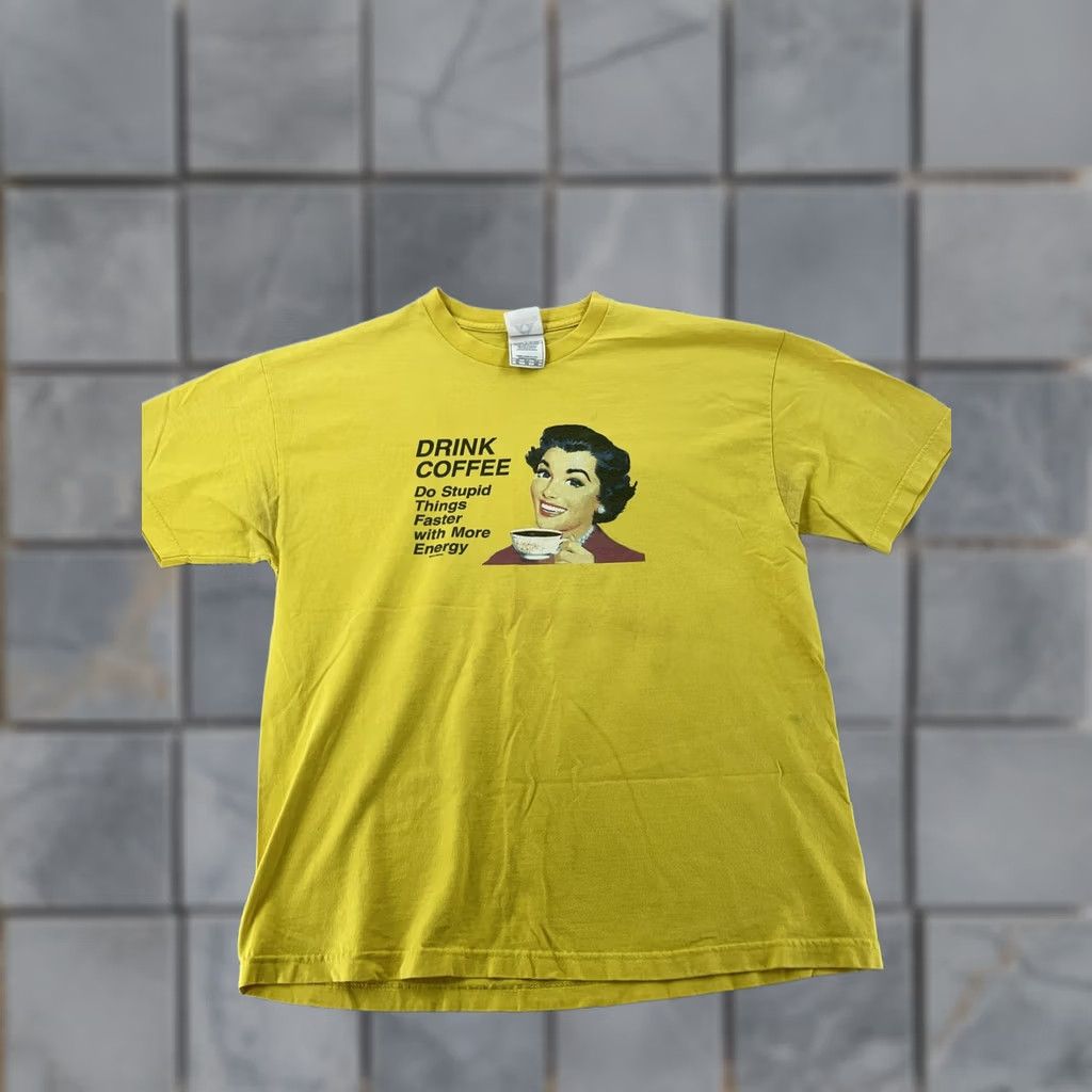 Vintage Vtg Drink Coffee Do Stupid Things Ephemera Pop Art T-Shirt L/XL Yellow Joke Size US L / EU 52-54 / 3 - 1 Thumbnail