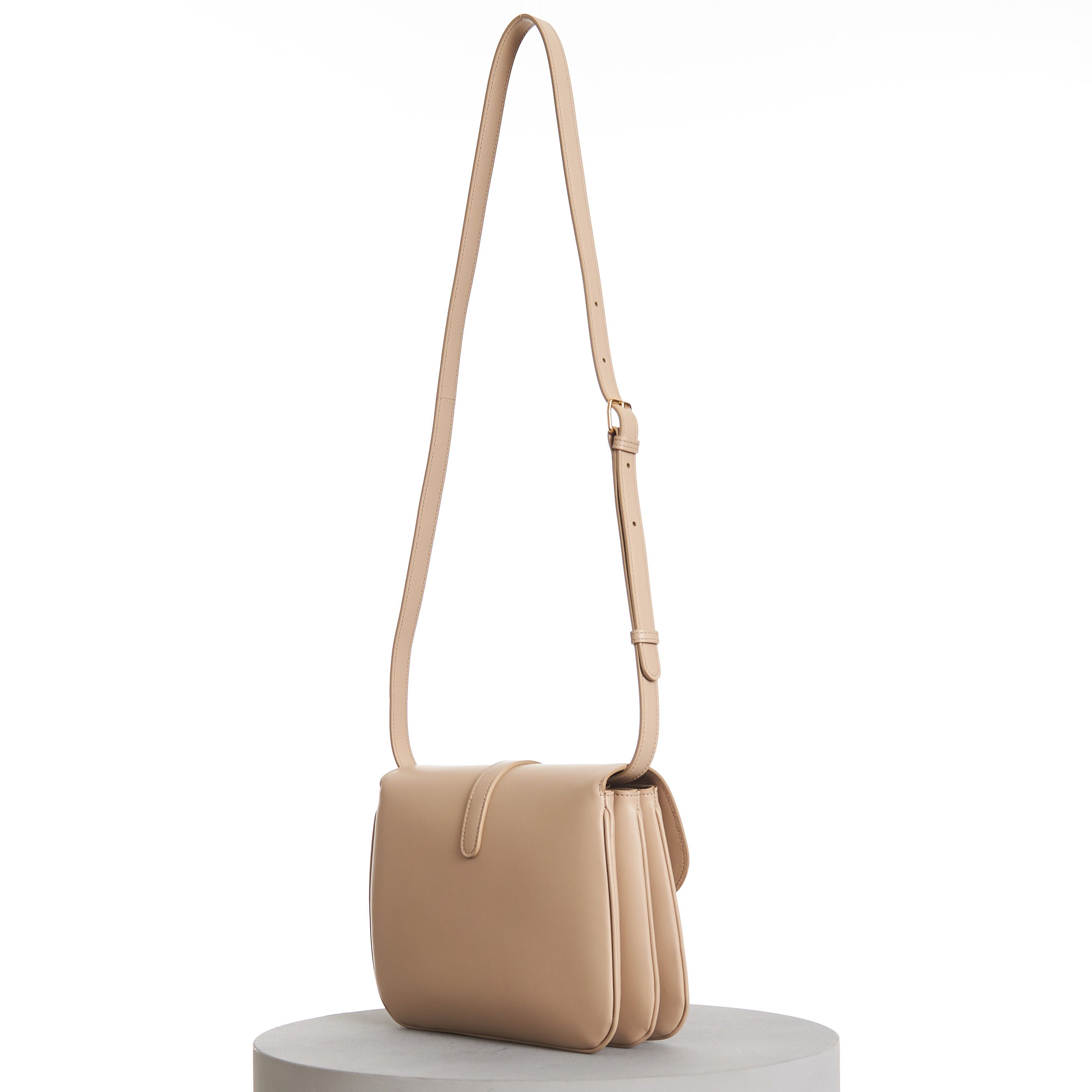 Celine Medium Tabou Bag In Nude Smooth Calfskin Size ONE SIZE - 15 Thumbnail