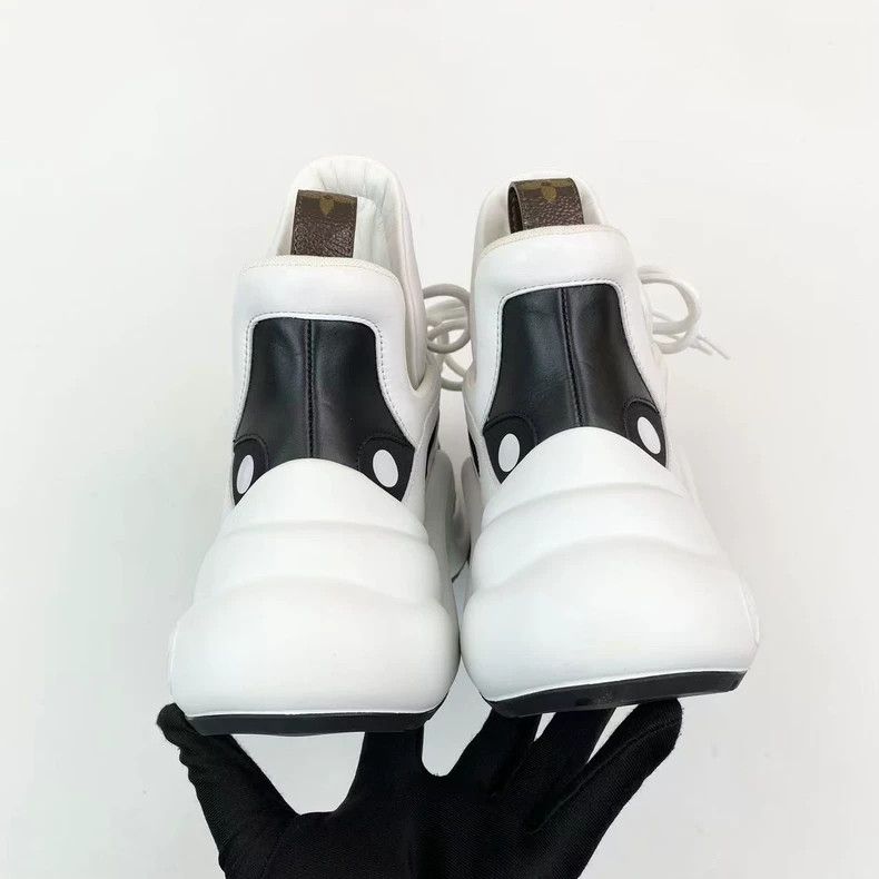 Louis Vuitton Louis Vuitton Archlight black and white arch bridge dad sh Size US 5.5 / EU 38 - 6 Thumbnail