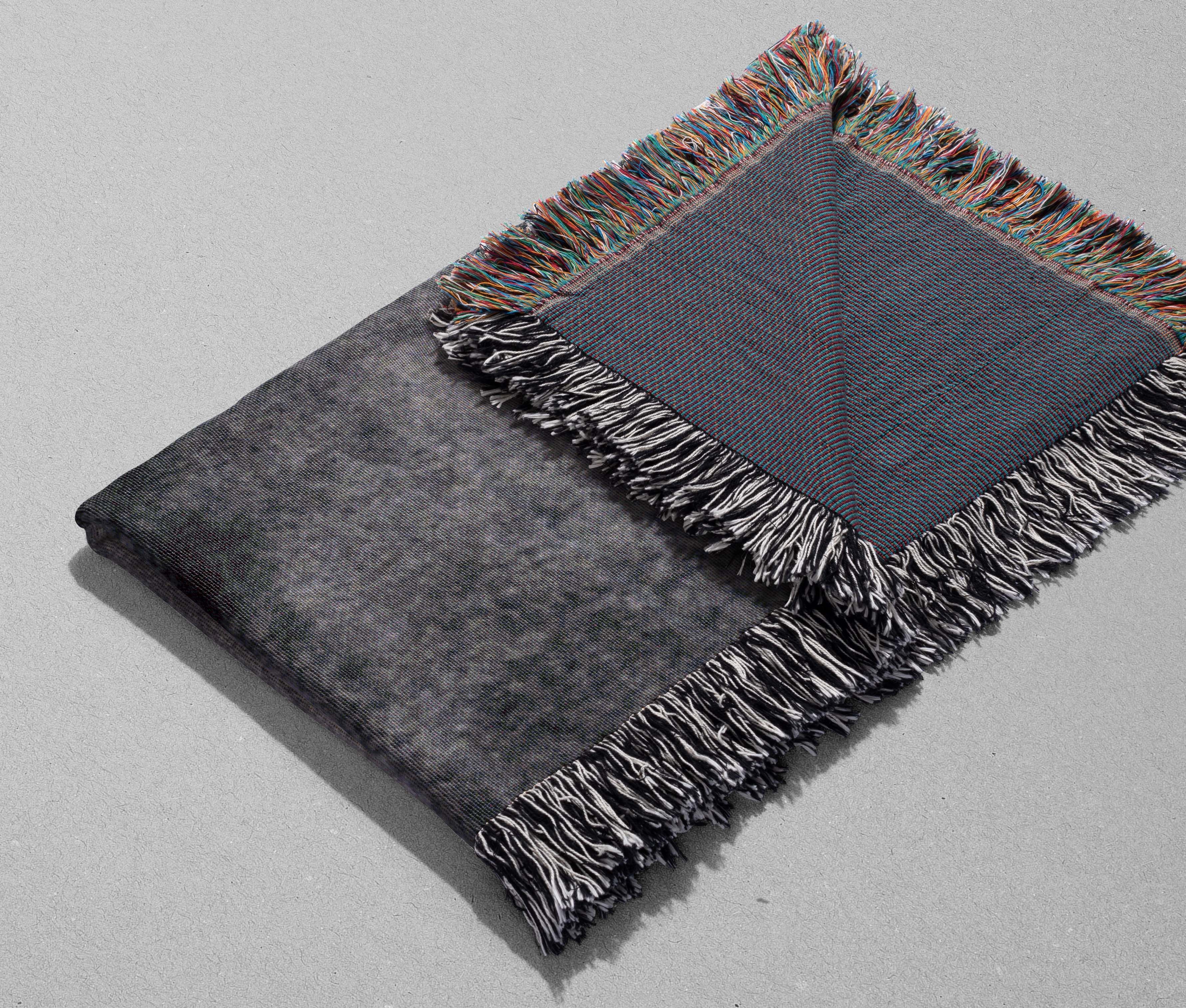 Yohji Yamamoto Yohji Yamamoto Blanket Woven Art Poster Fashion Gift Logo Size ONE SIZE - 3 Thumbnail