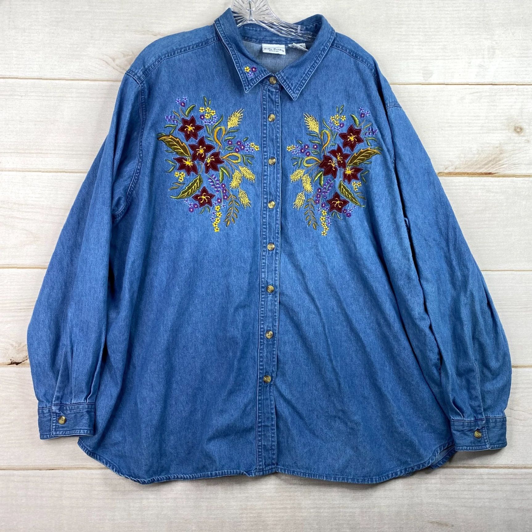 Vintage VINTAGE Bobbie Brooks Denim Embroidered Shirt Women 26W / 28W Floral Fall Size 4XL / US 24-26 - 2 Thumbnail