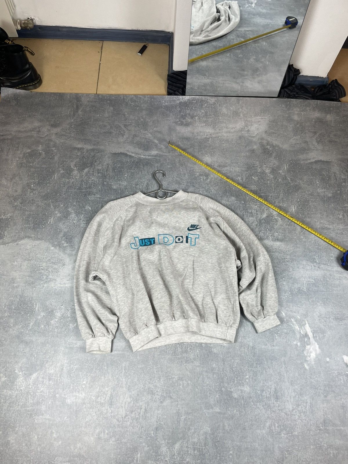 Nike 📏 Vintage 90s boxy Nike just do it gray sweatshirt 📏 Size US M / EU 48-50 / 2 - 1 Thumbnail