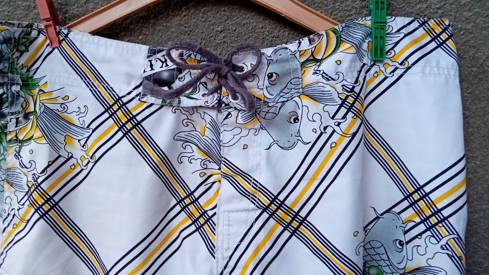 Christian Audigier × Ed Hardy Ed Hardy by Christian Audigier Koi Fish Board Shorts Trunks Size US 36 / EU 52 - 3 Thumbnail