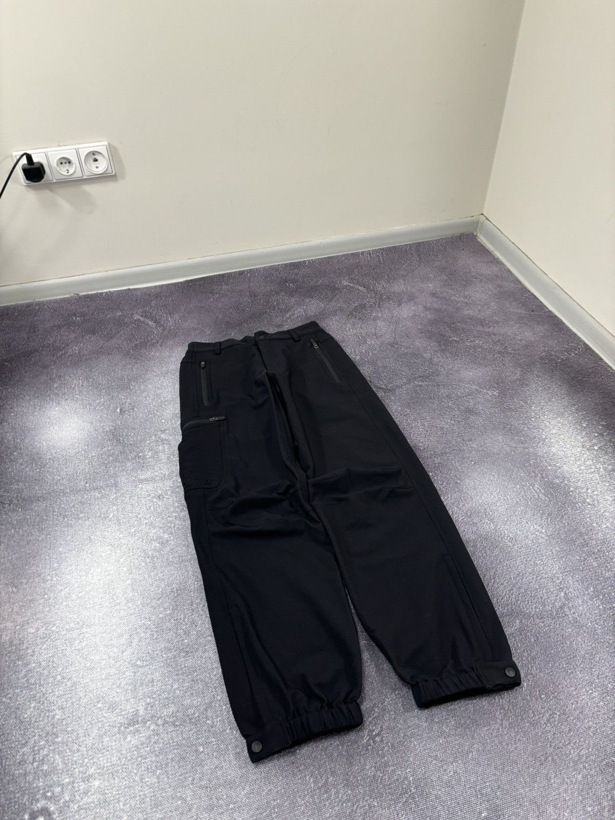 Marmot Vintage Marmot Men’s Heavy Nylon Zip Black Outdoor Pants Size US 30 / EU 46 - 3 Thumbnail
