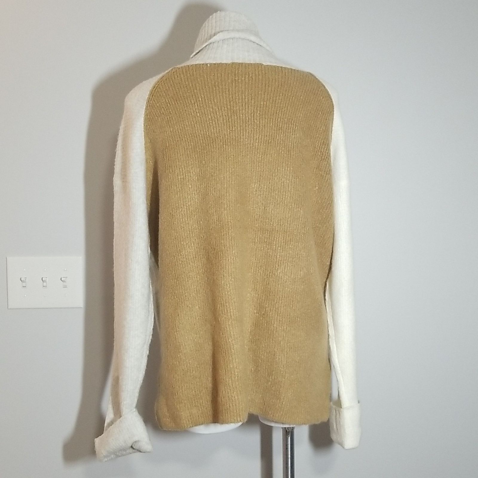 French Connection NWT French Connection Pullover Colorblock Turtleneck Sweater Size M / US 6-8 / IT 42-44 - 3 Thumbnail