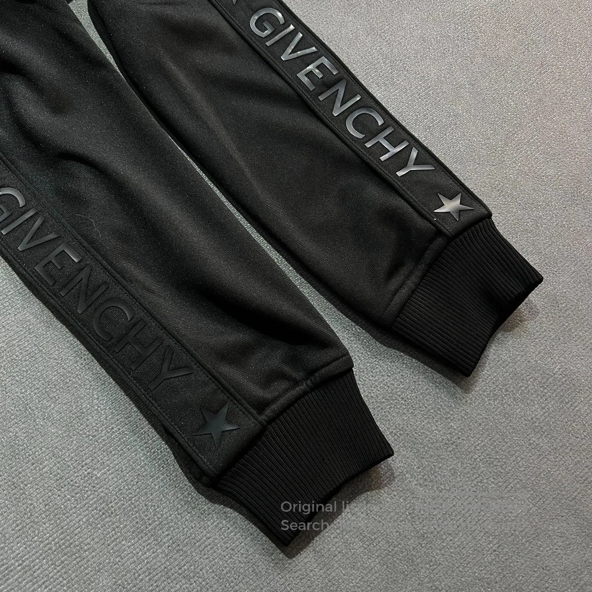 Givenchy Givenchy Black Logo Tape Zipper Jacket. Size XS / US 0-2 / IT 36-38 - 5 Thumbnail