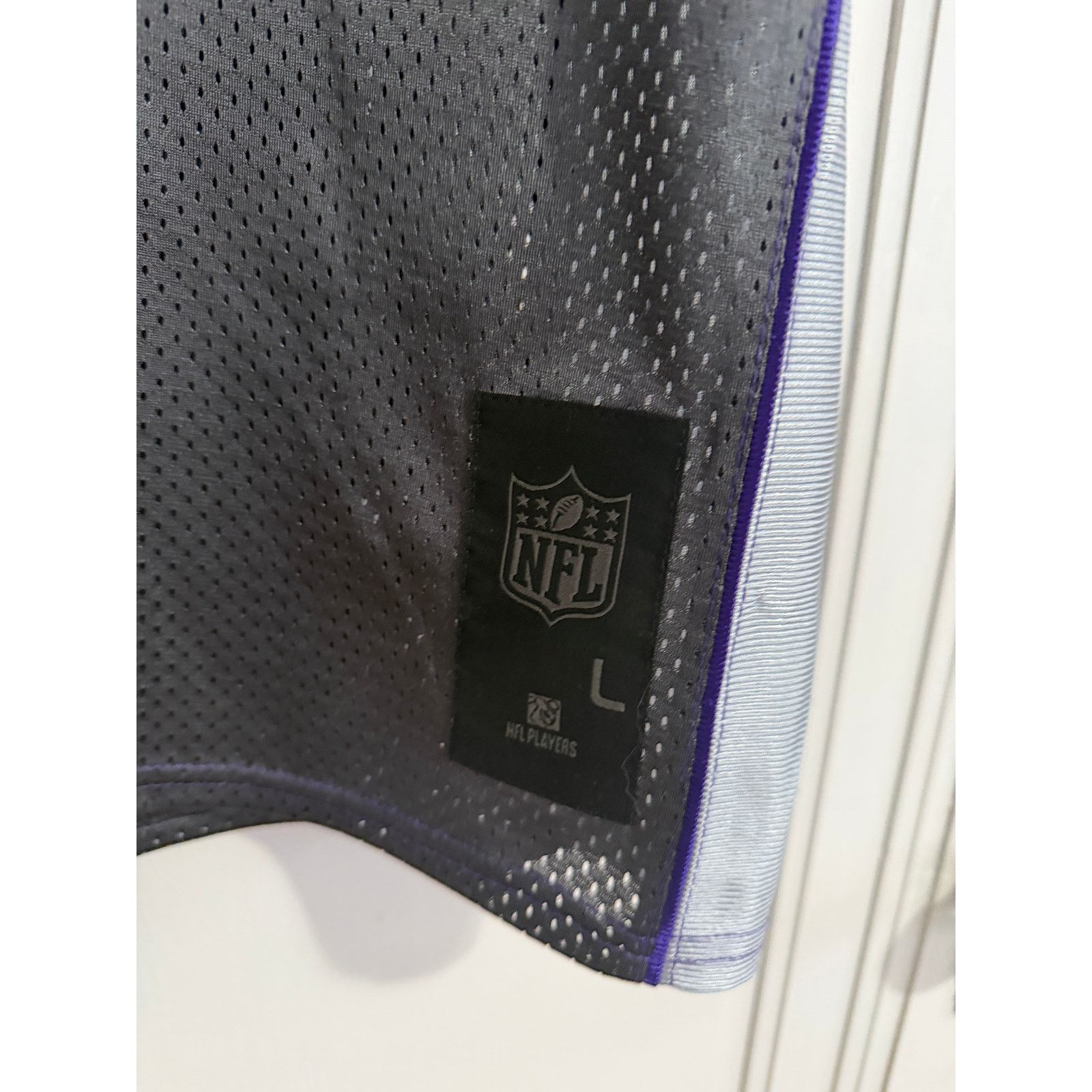 NFL Adrian Peterson Minnesota Vikings Gray Football Jersey Sz L Size US L / EU 52-54 / 3 - 6 Thumbnail