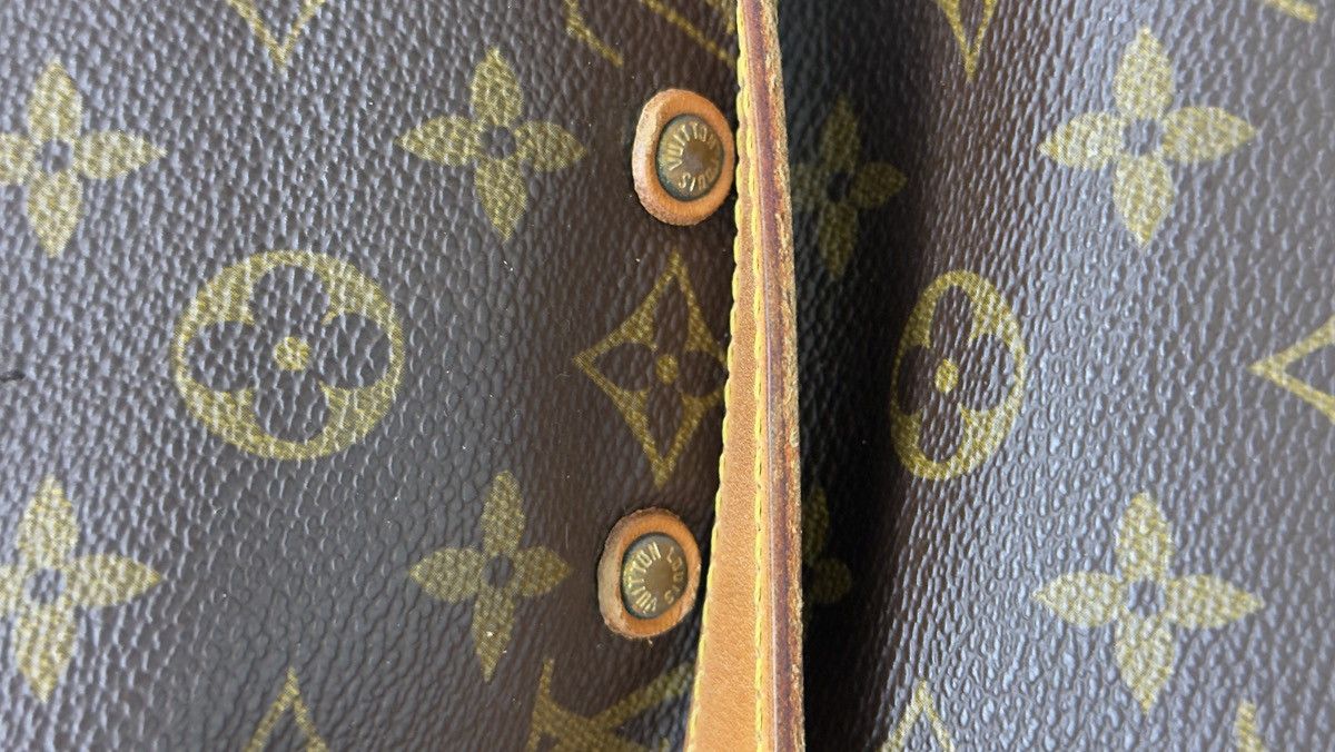 Louis Vuitton Louis Vuitton vintage Saumur 35 Monogram Crossbody Size ONE SIZE - 13 Thumbnail