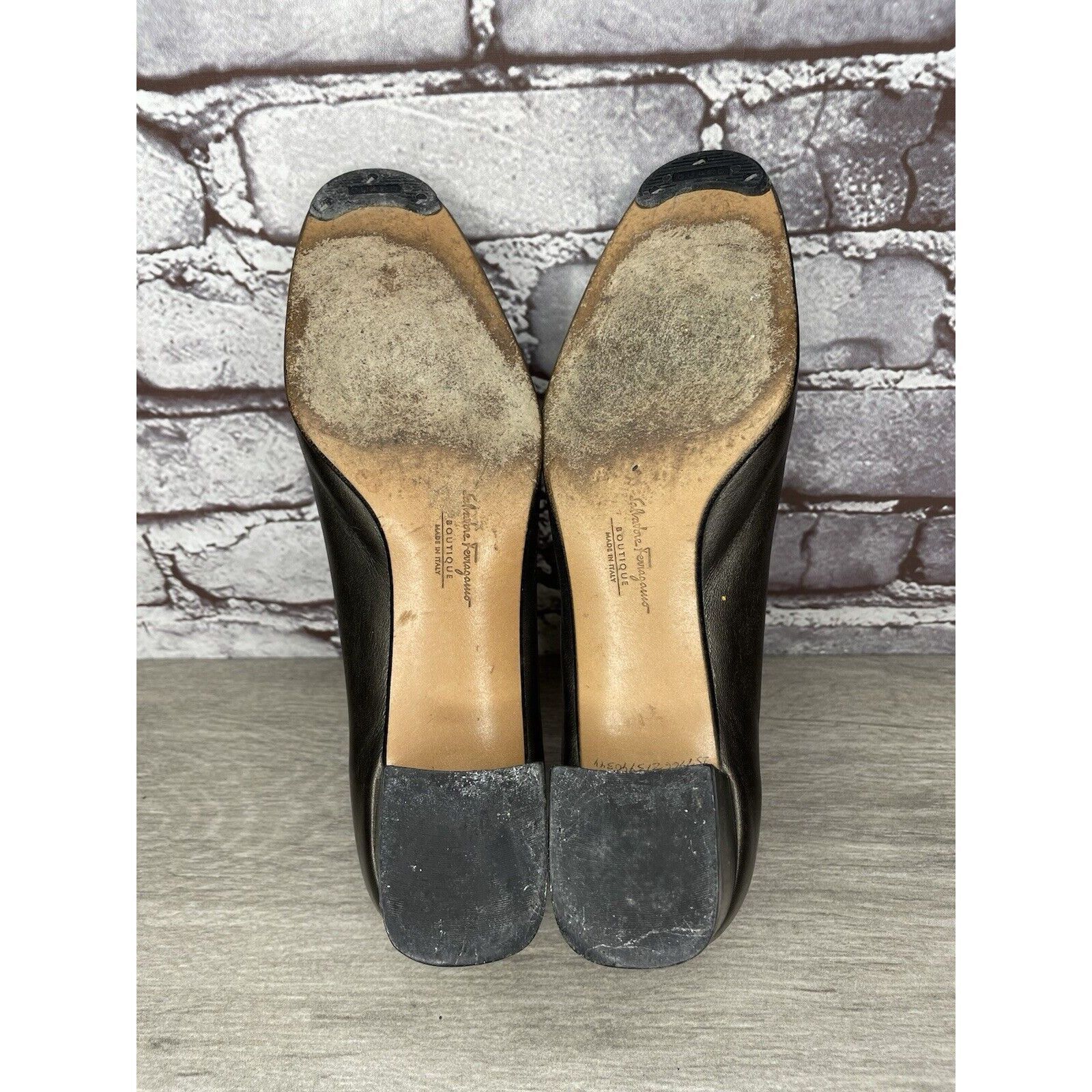 Salvatore Ferragamo Salvatore Ferragamo Brown Leather Horsebit Heeled Pump Shoes Size US 7 / IT 37 - 22 Thumbnail