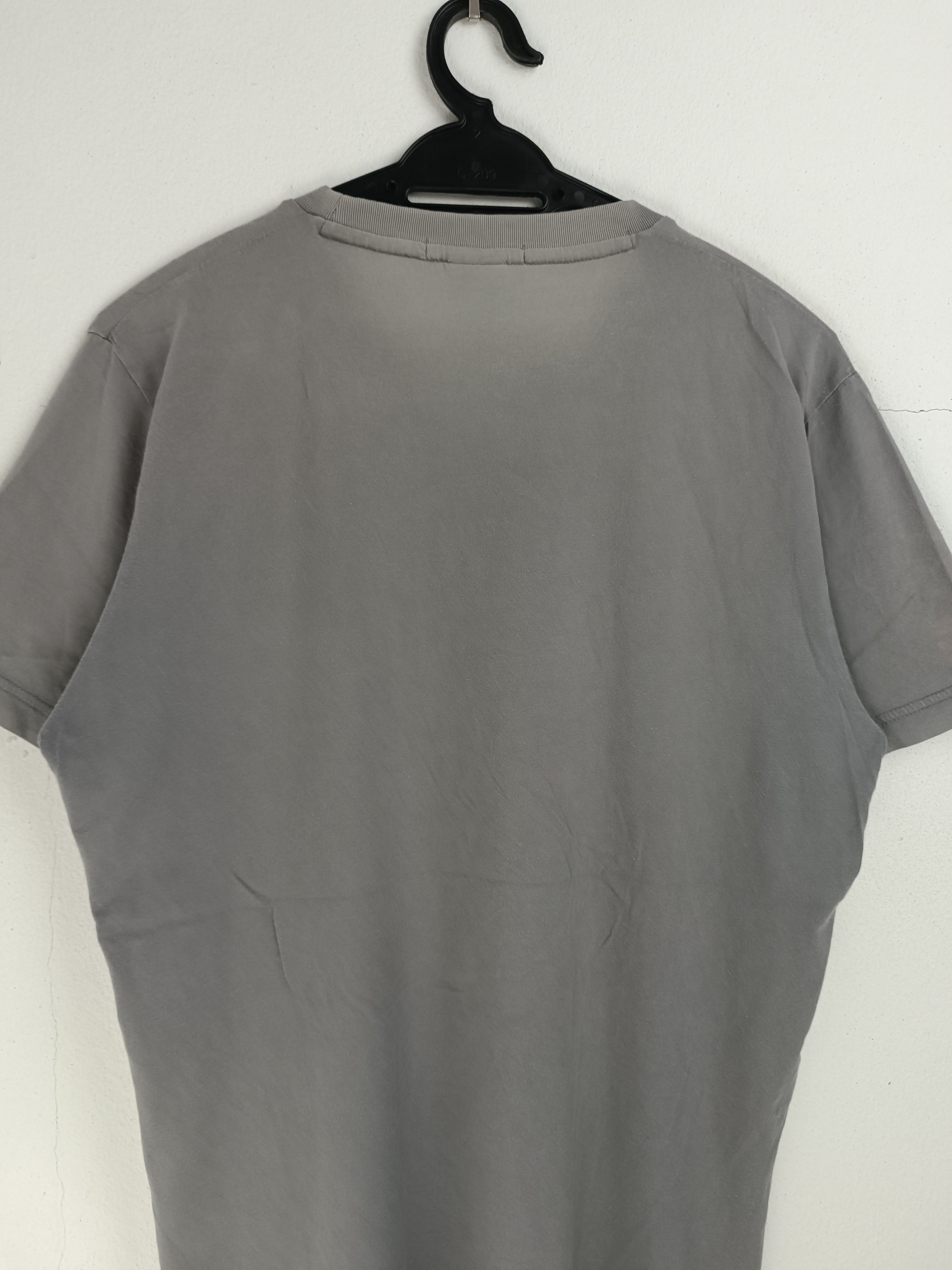 Playstation VINTAGE FADED METAL GEAR SOLID 4 25TH ANN. VERY RARE TEE Size US L / EU 52-54 / 3 - 17 Thumbnail