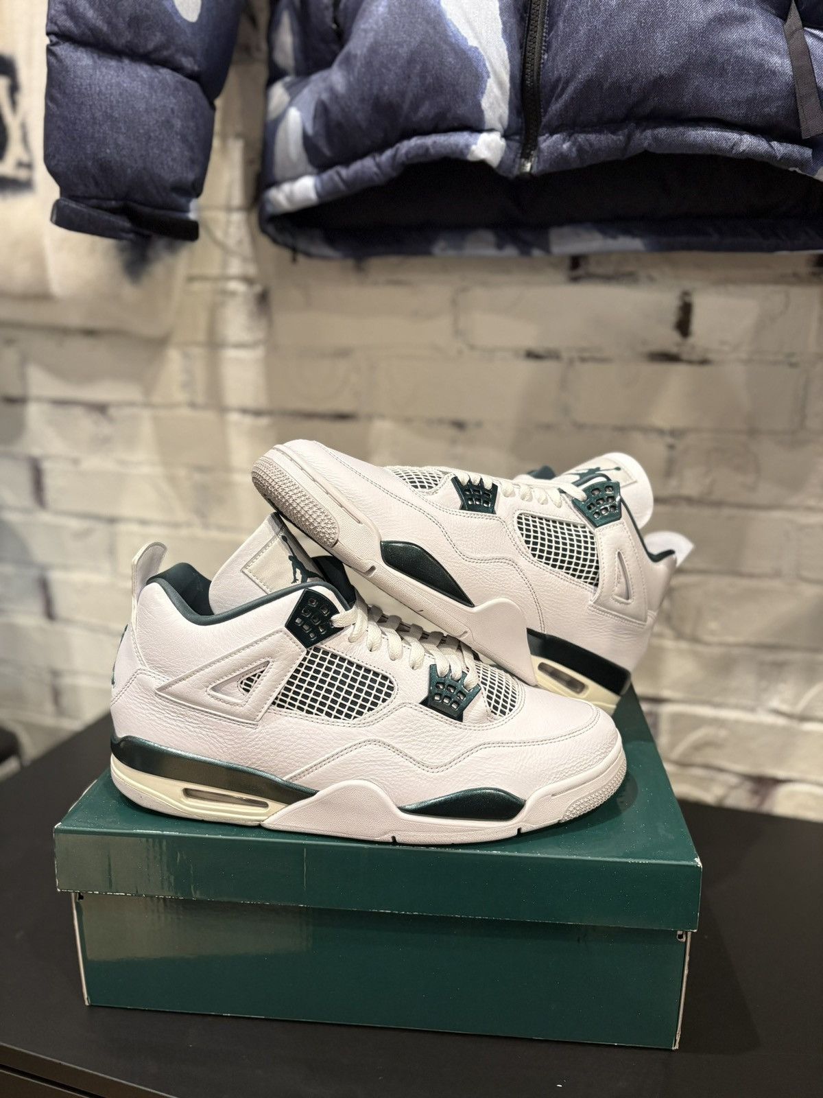 Jordan Brand Jordan 4 Retro Oxidized Green Clean OG Size 13 Size US 13 / EU 46 - 1 Thumbnail