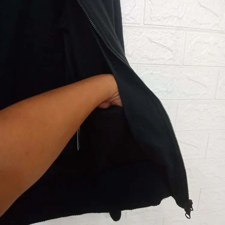Katharine Hamnett London Vintage Katharine Hamnett London black zip hoodie Size M / US 6-8 / IT 42-44 - 8 Thumbnail