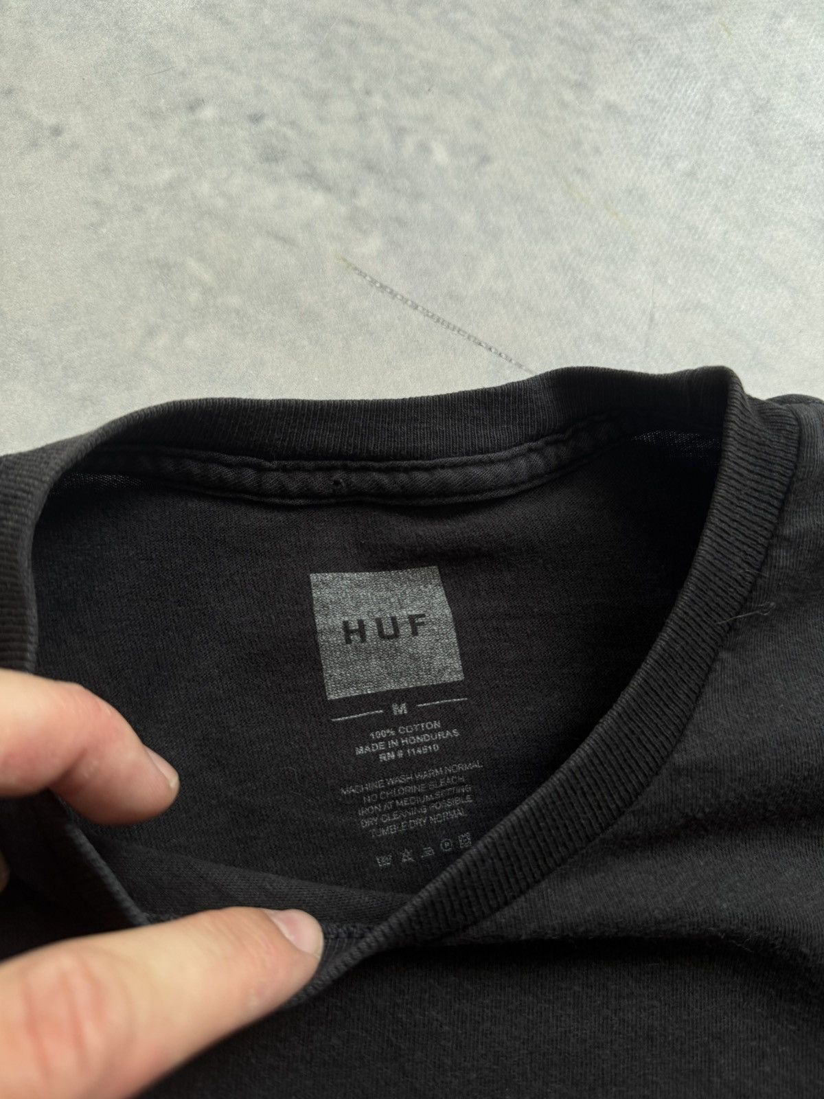 Huf Huf vintage centre logo tee 00s Size US M / EU 48-50 / 2 - 3 Thumbnail