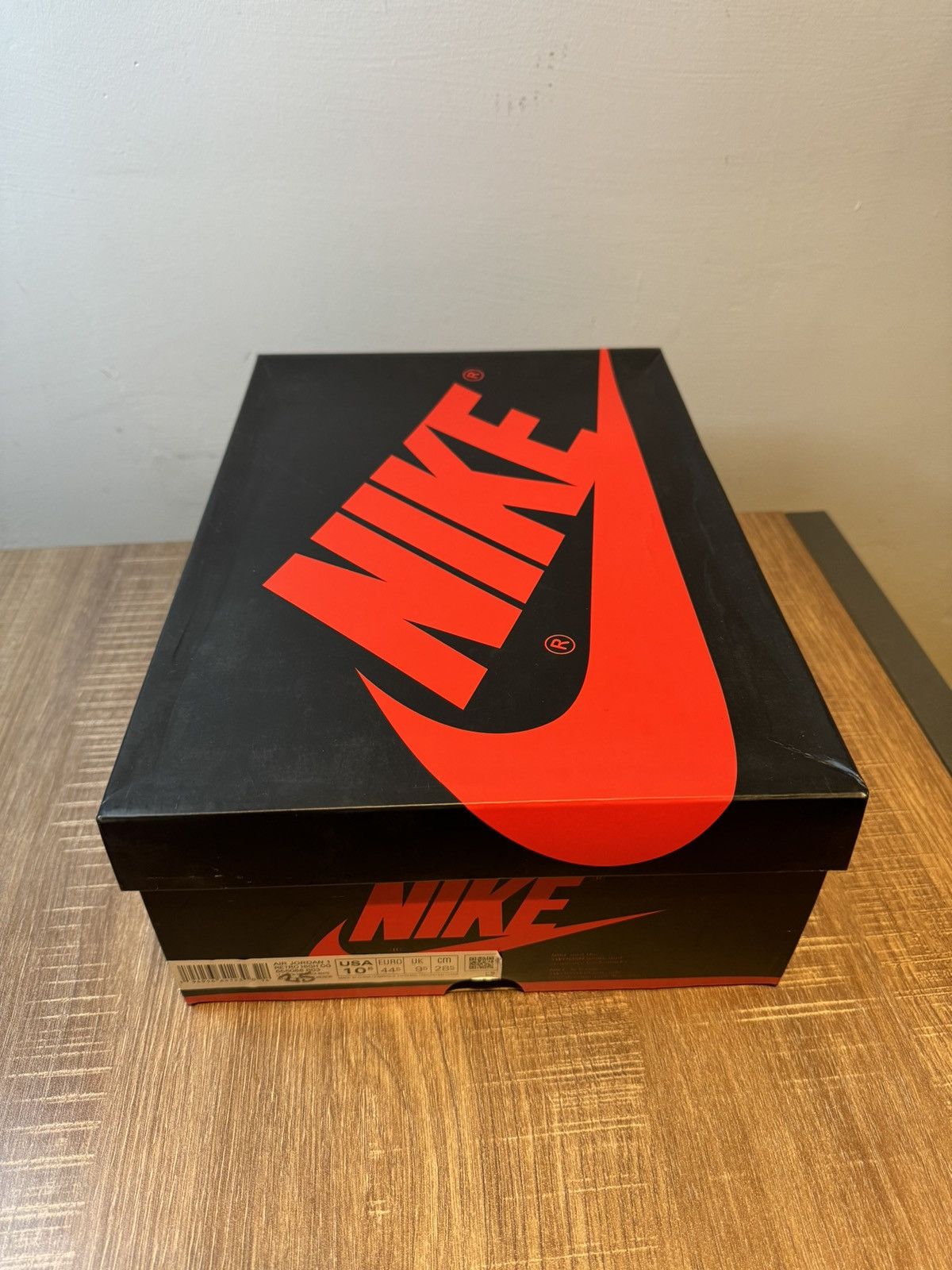 Jordan Brand Size 10.5 - Jordan 1 Retro High OG Fusion Red Worn Once Size US 10.5 / EU 43-44 - 8 Thumbnail