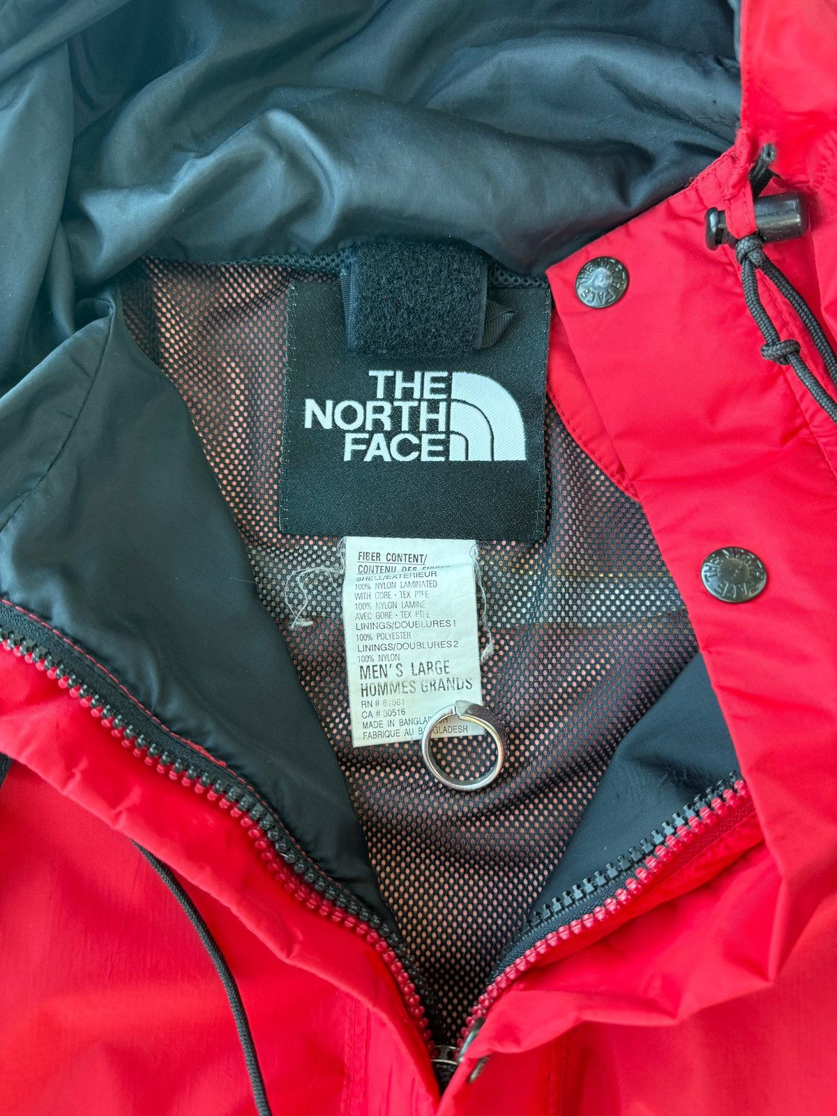 The North Face Vintage 90s The North Face Gortex Red Hooded Jacket Size US L / EU 52-54 / 3 - 4 Thumbnail