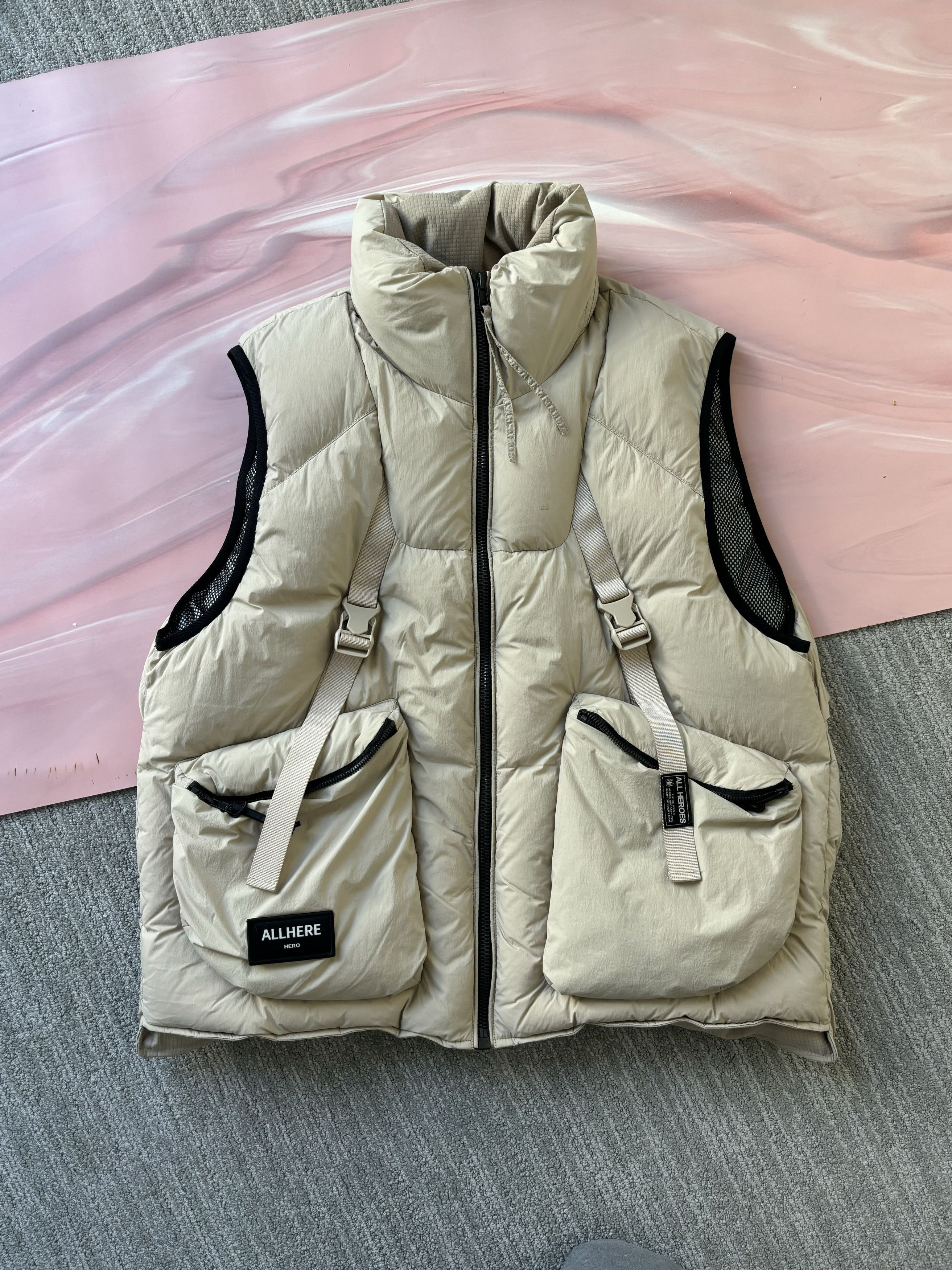 Designer Designer Brand Khaki Puffer Vest Size US M / EU 48-50 / 2 - 1 Thumbnail