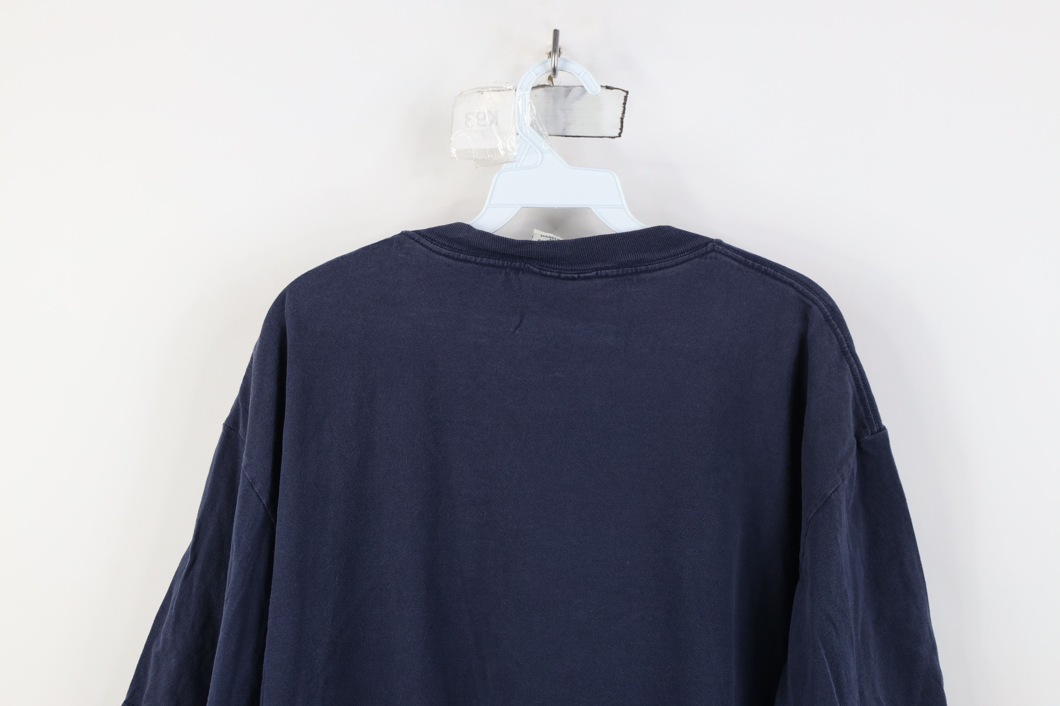 Vintage Vintage 90s New England Patriots Football T-Shirt Blue Size US XL / EU 56 / 4 - 13 Thumbnail