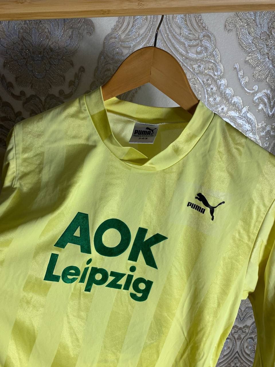 Vintage VERY RARE PUMA FC LEIPZIG GERMANY RETRO SOCCER JERSEY 90s Size US S / EU 44-46 / 1 - 2 Thumbnail