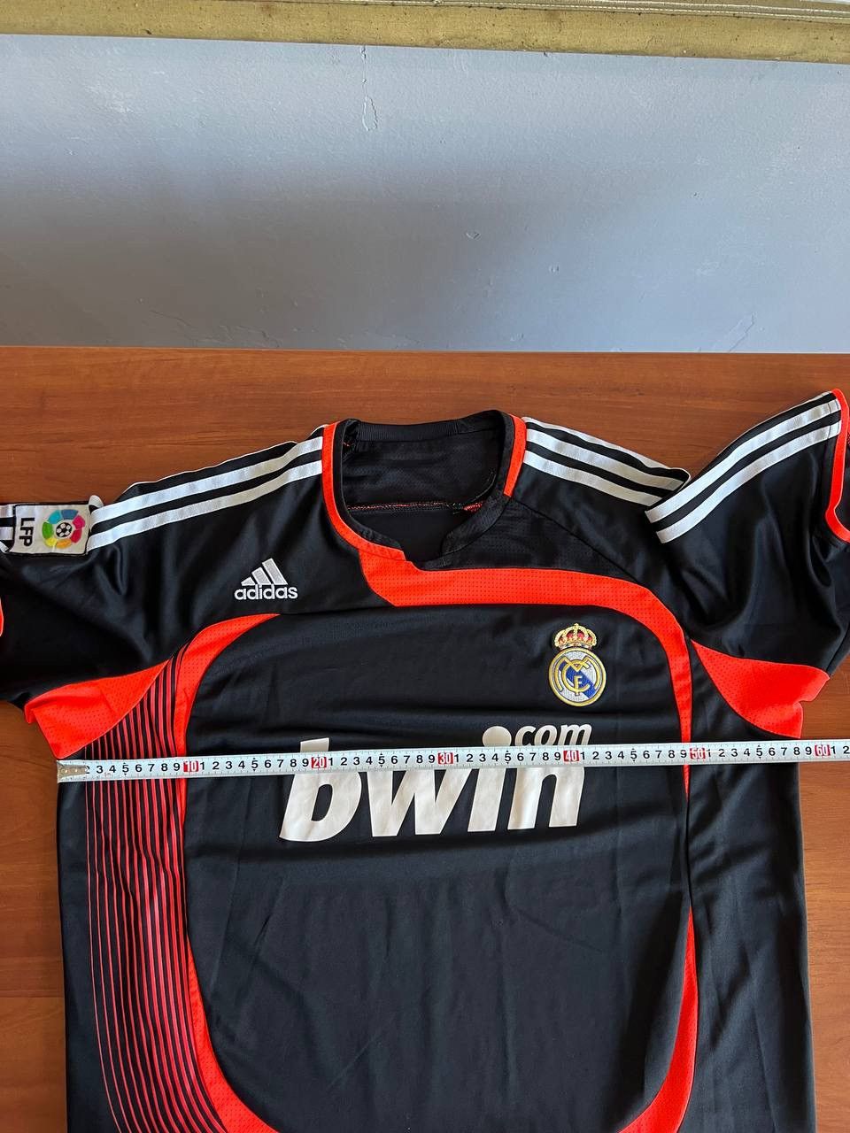 Adidas 2007/08 REAL MADRID GK 2 SOCCER JERSEY SHIRT ADIDAS SIZE L Size US L / EU 52-54 / 3 - 17 Thumbnail