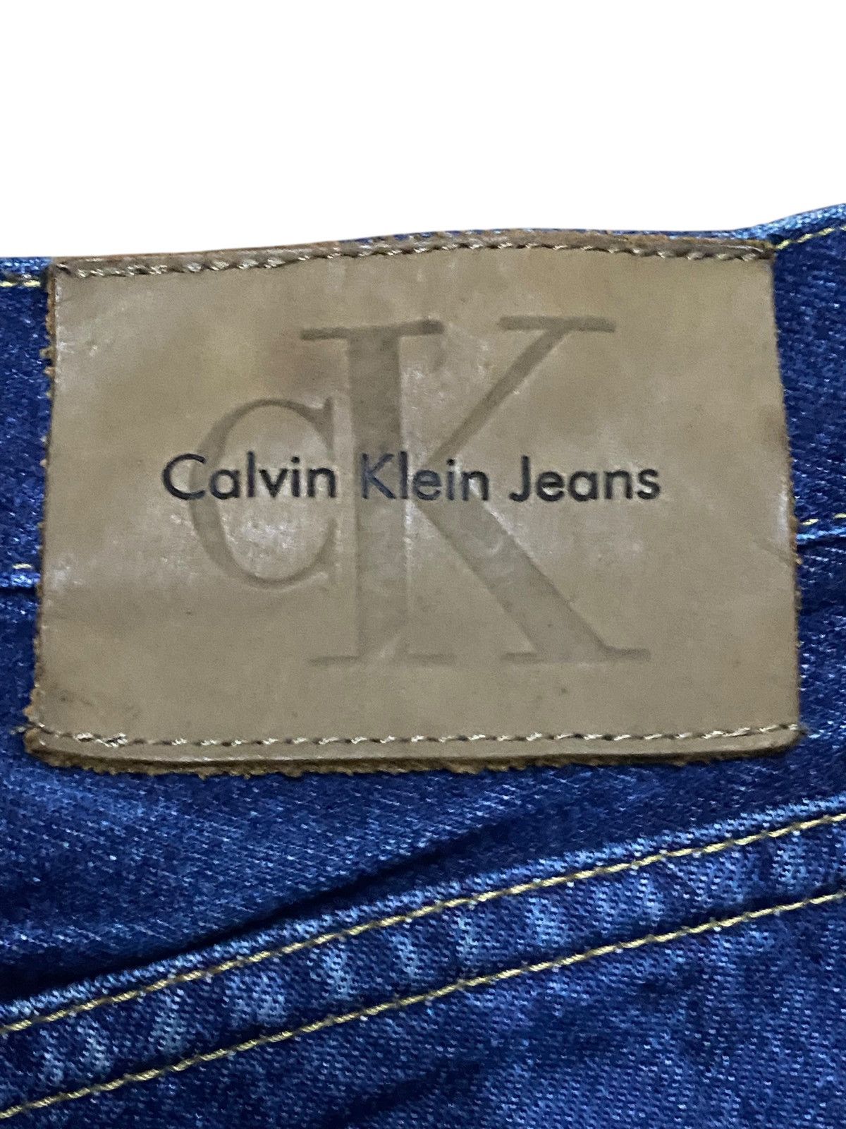 Calvin Klein 205W39NYC Vintage Calvin Klein Mud Wash Distressed Loose Jeans Size US 30 / EU 46 - 16 Thumbnail