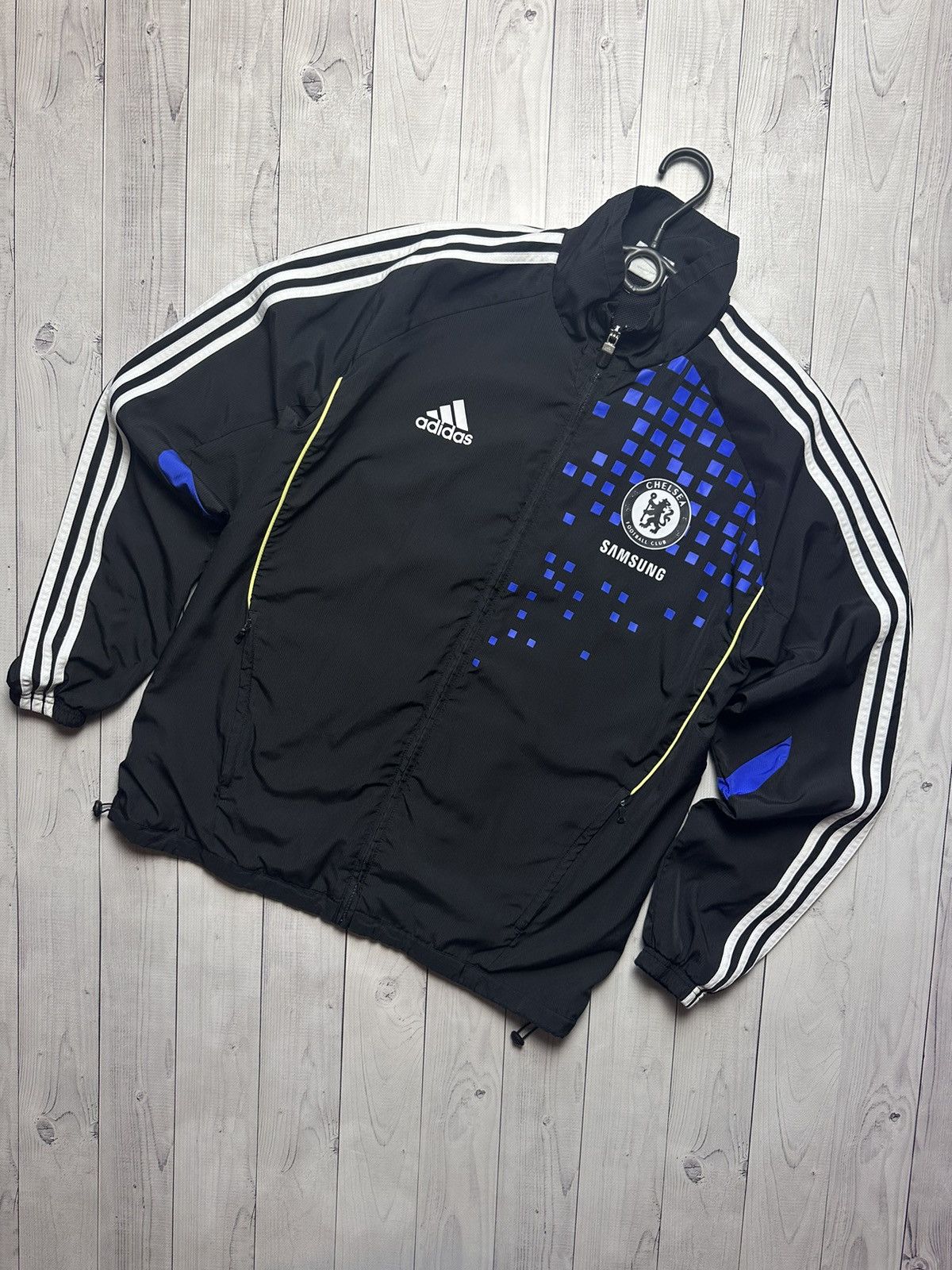 Adidas × Vintage Vintage adidas Chelsea soccer jacket rare size L Size US L / EU 52-54 / 3 - 1 Thumbnail