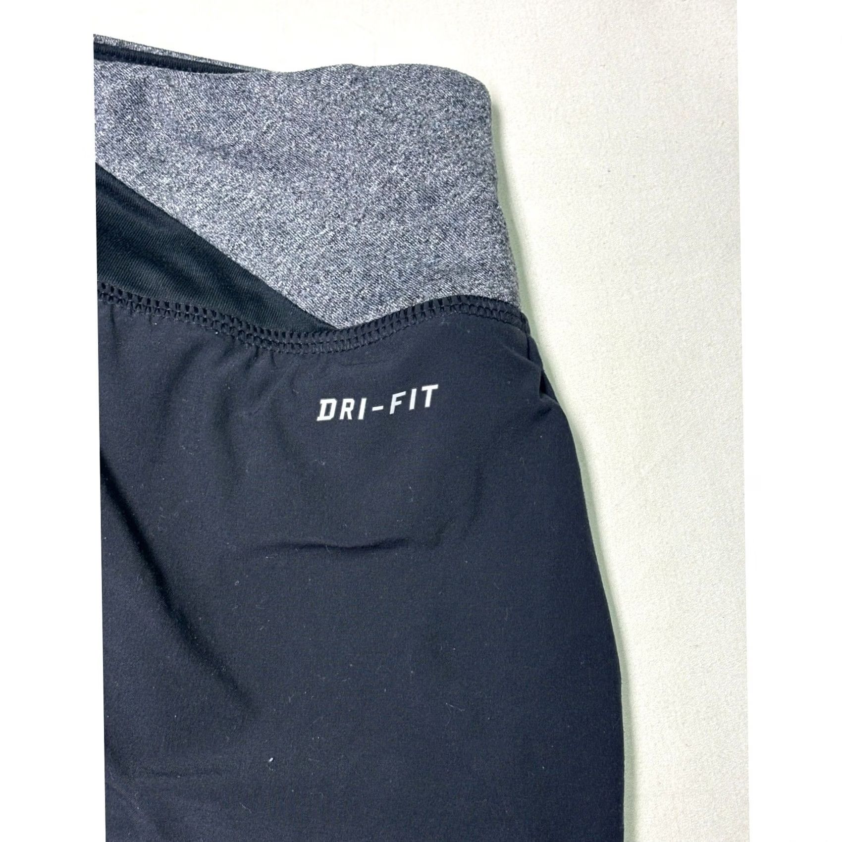 Nike NIKE Dri-Fit Running Shorts Black Grey Women's L Athletic Performance Moisture Wicking Quick Dry Lightweight Breathable Stretch Size 36" / US 14 / IT 50 - 5 Thumbnail