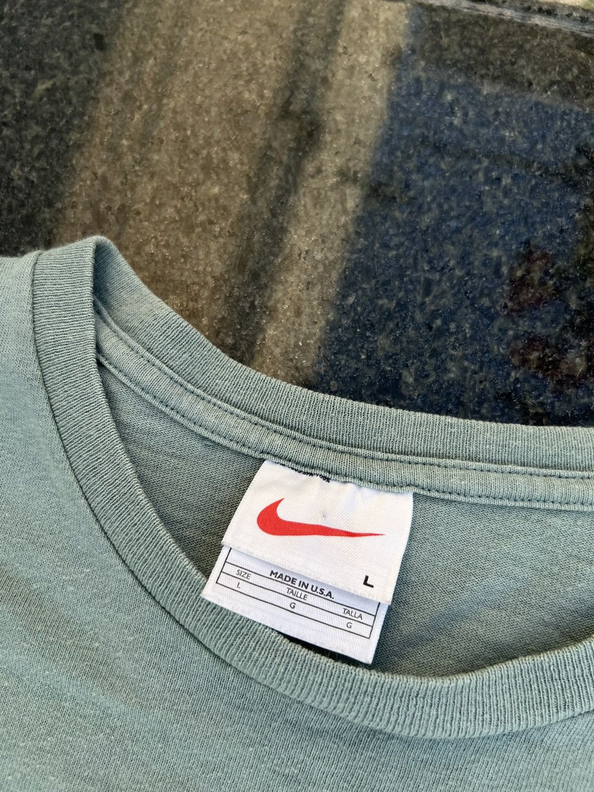 Nike 90s Nike Big Retro Logo Vintage Y2K Tee T-Shirt Size US S / EU 44-46 / 1 - 5 Thumbnail